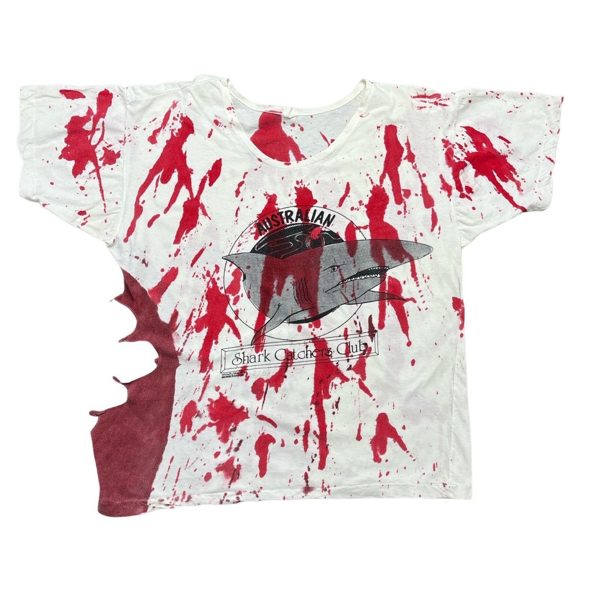 Vintage SHARK CATCHERS CLUB Shark Attack Vintage Tshirt