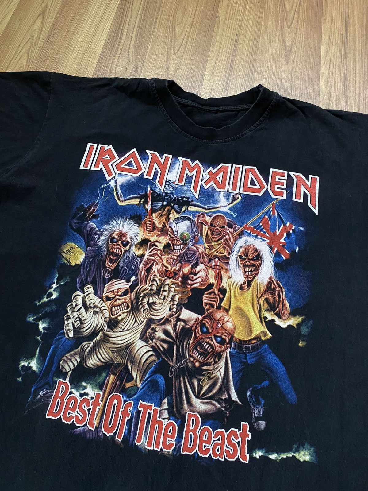 Band Tees Vintage Y2K Iron Maiden Best Of The Beast T Shirt Tee Slayer Size US XL / EU 56 / 4 - 2 Thumbnail