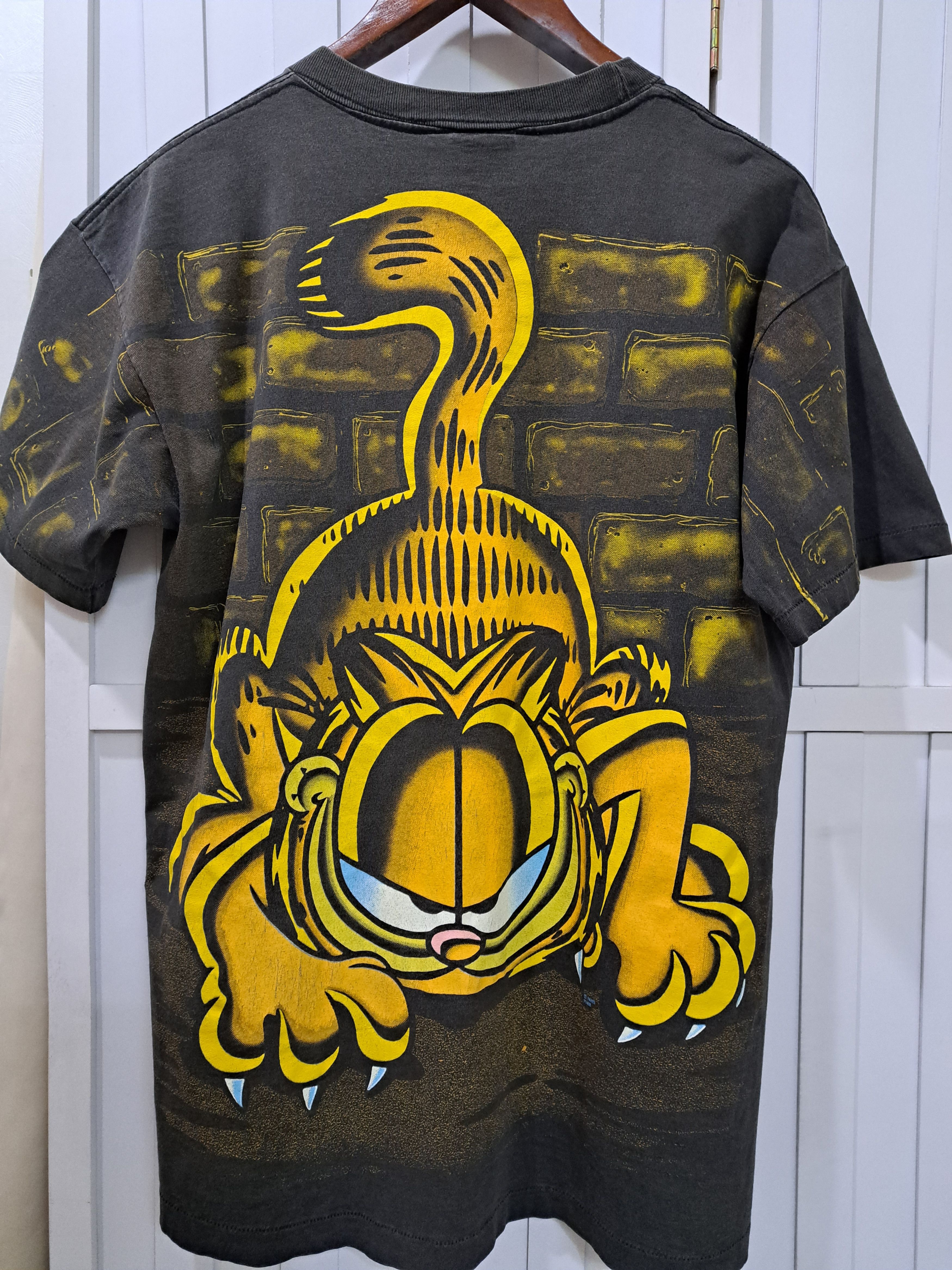 Vintage Vintage 90's Garfield Overprint Tee Size US L / EU 52-54 / 3 - 5 Thumbnail