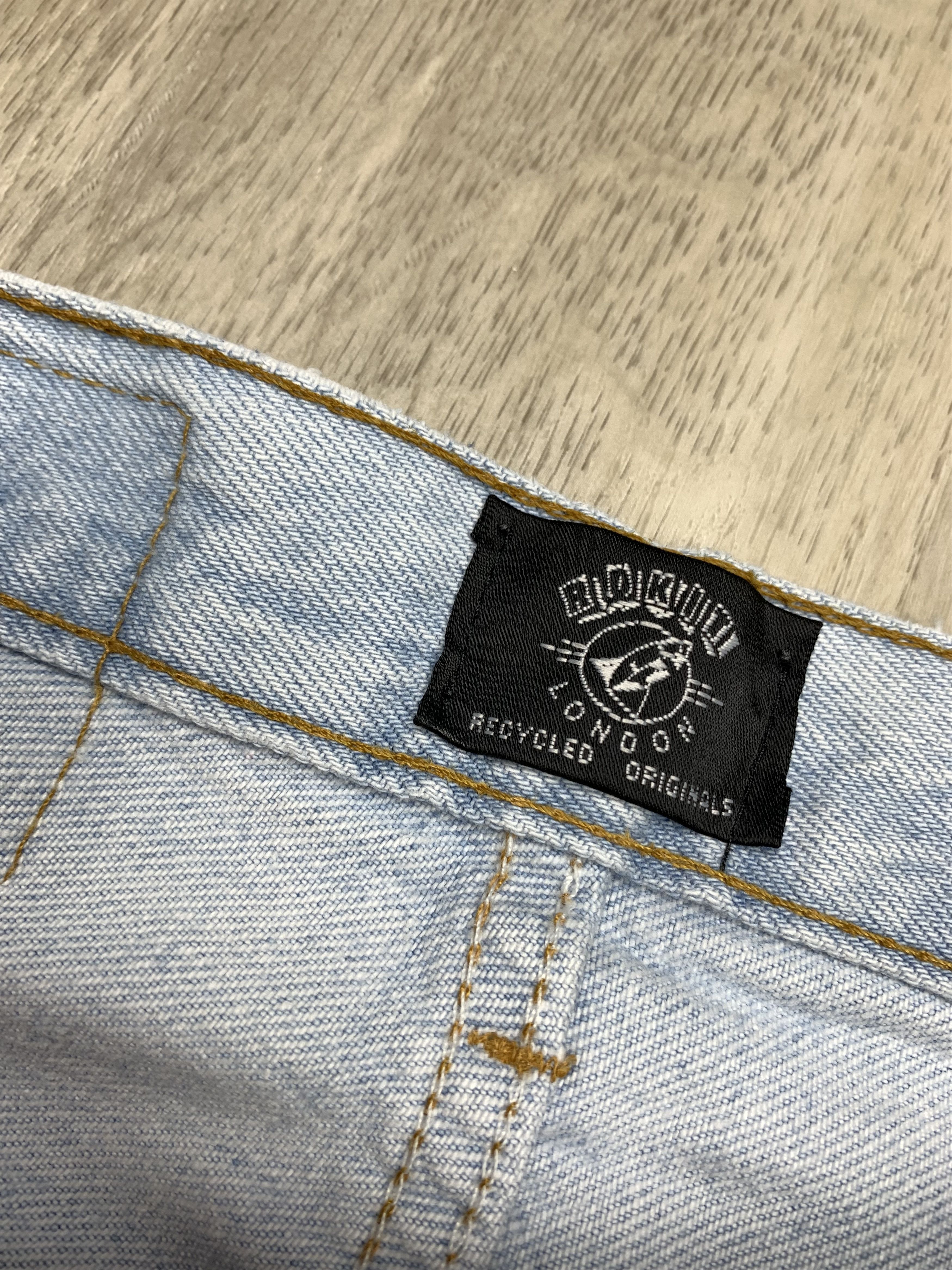 Levi's 90s Vintage Levi’s 501 Slim Fit Jeans Size US 34 / EU 50 - 9 Thumbnail