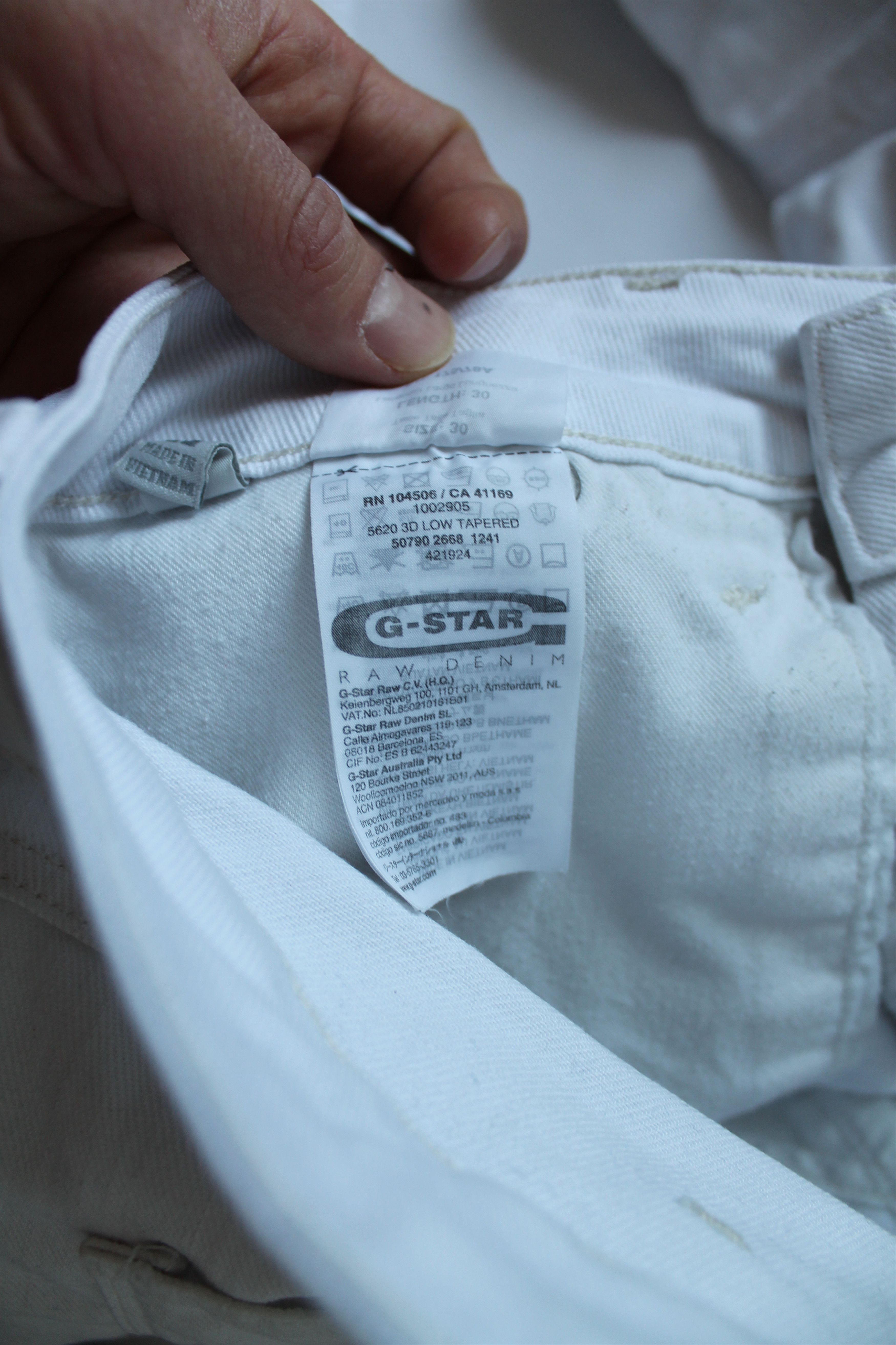 G-Star G- star Raw 3D low Tapered double knee 32 White short Pants Size US 32 / EU 48 - 8 Thumbnail