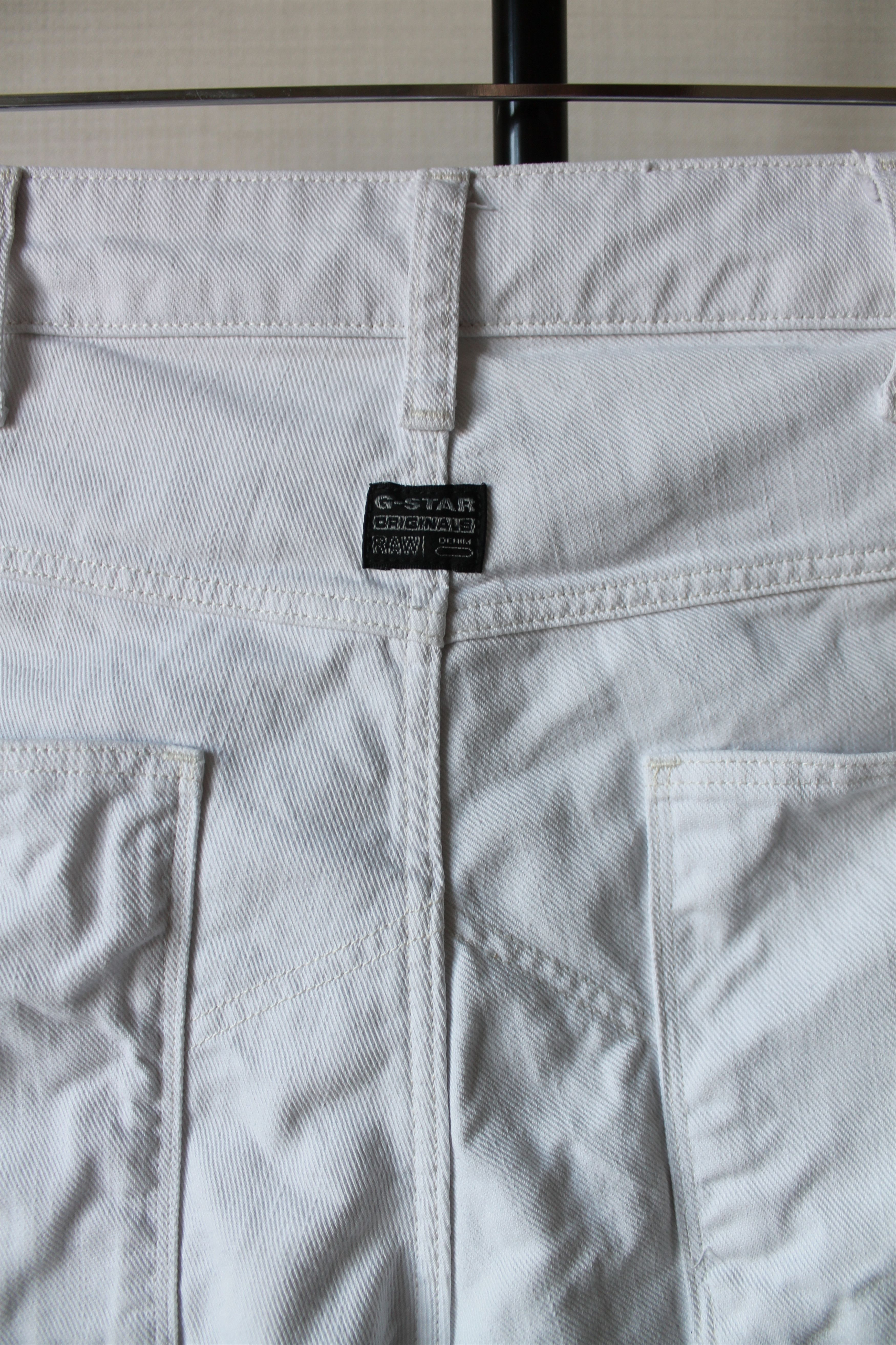 G-Star G- star Raw 3D low Tapered double knee 32 White short Pants Size US 32 / EU 48 - 5 Thumbnail