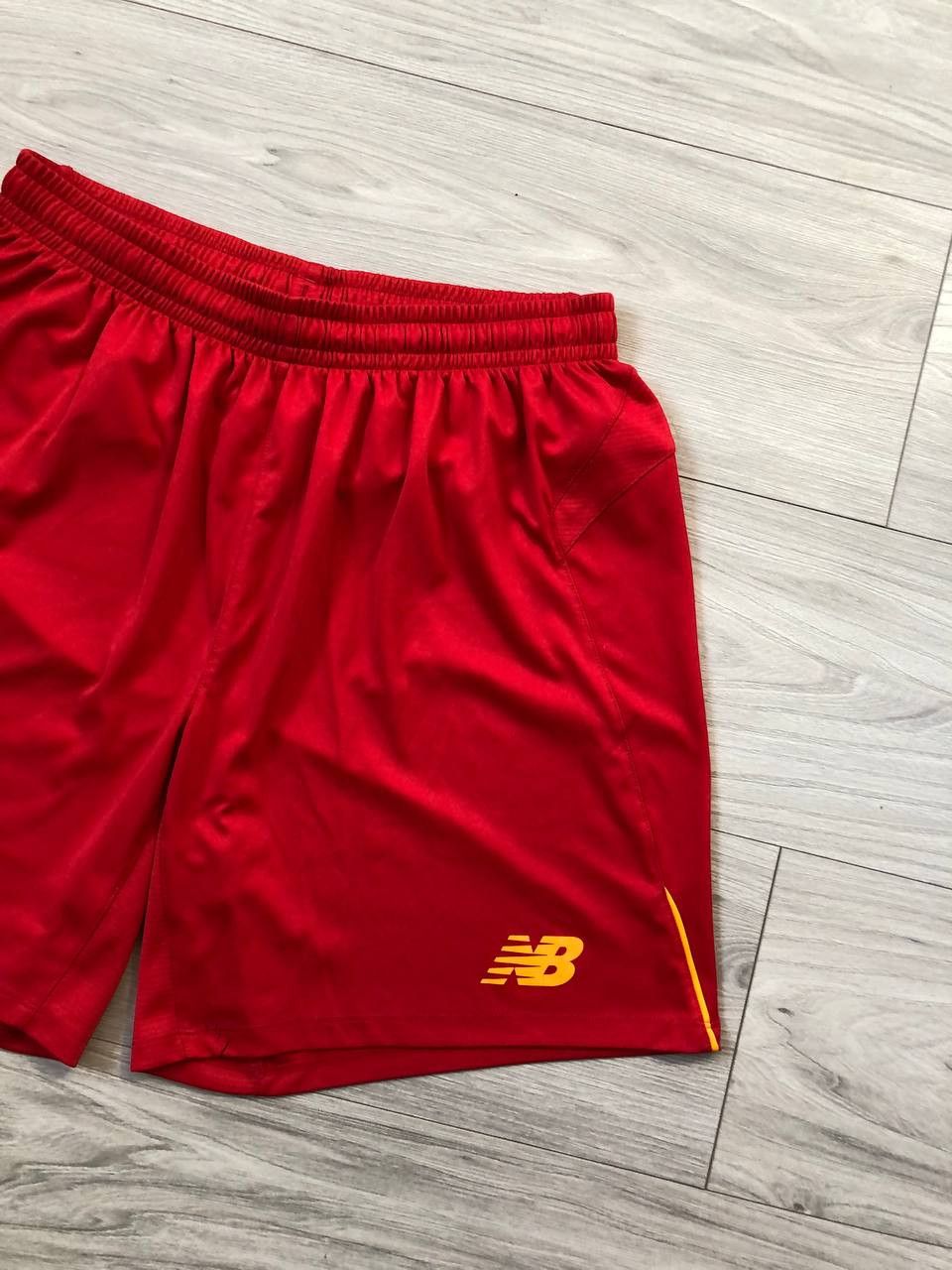 New Balance New balance Liverpool FC Soccer Shorts Home Size US 34 / EU 50 - 4 Thumbnail