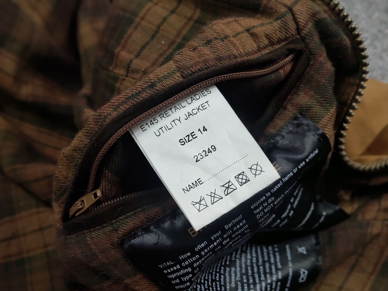 Barbour Barbour Women's E145 Retail Ladies Utility Wax Brown Jacket Size L / US 10 / IT 46 - 23 Thumbnail