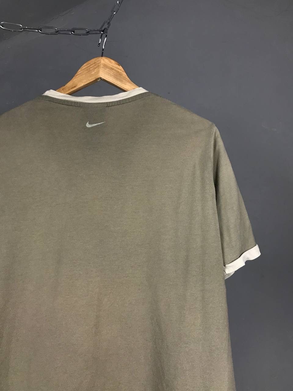 Nike × Vintage Nike swoosh center logo streetwear vintage tee Size US M / EU 48-50 / 2 - 6 Thumbnail