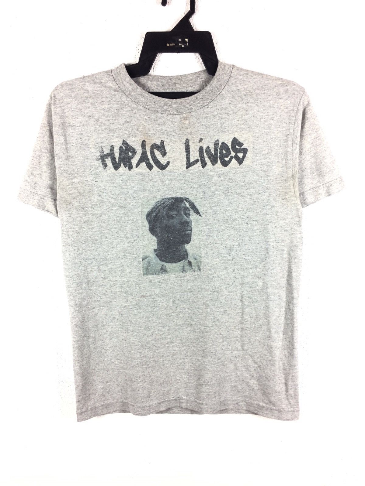 image of Band Tees x Vintage Tupac Shakur T-Shirt Hip Hop Band Shirt Swag Rapper in Grey, Men's (Size Small)