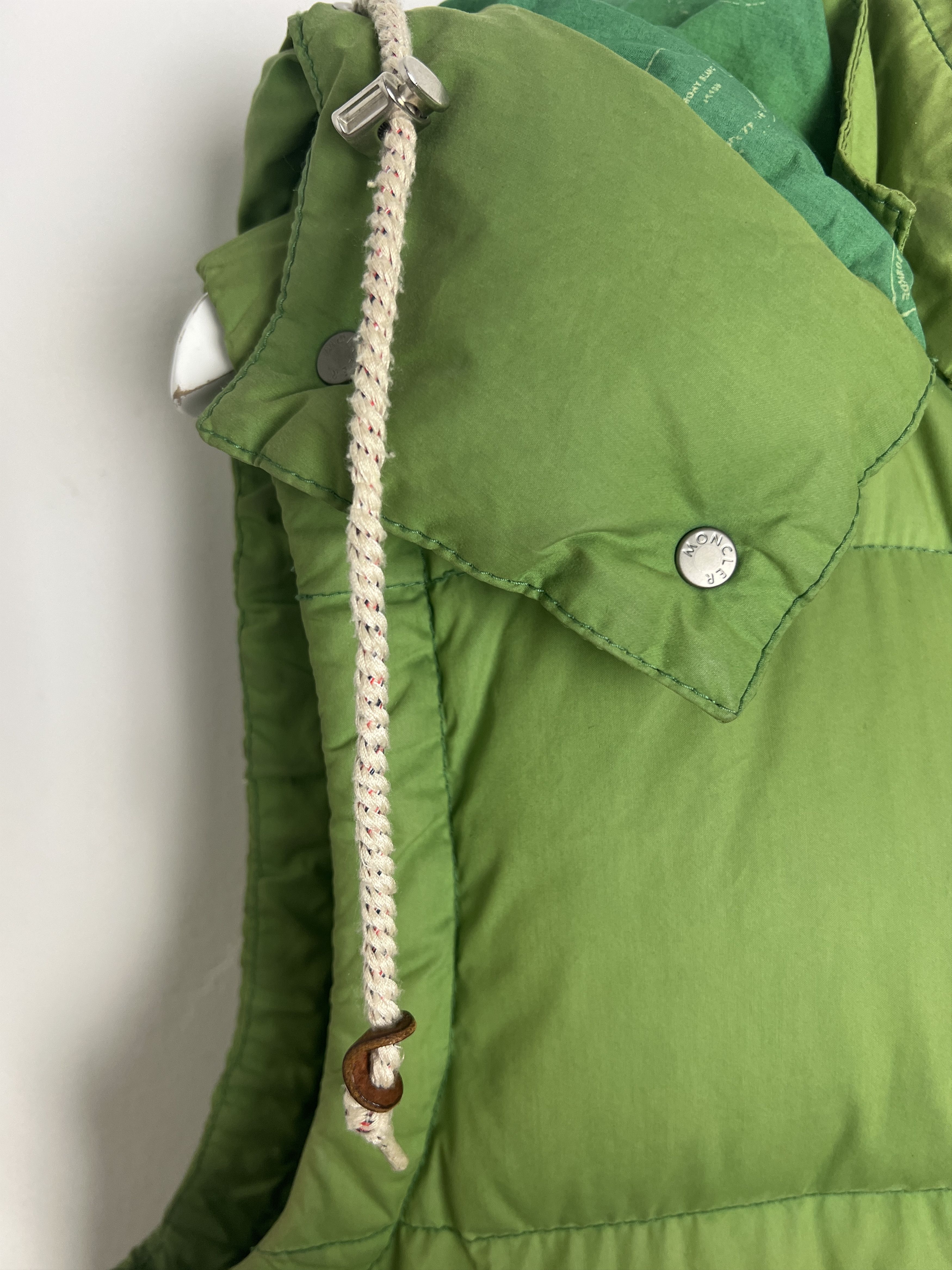 Moncler × Visvim Rare Green Moncler V Hooded Down Vest Size US M / EU 48-50 / 2 - 6 Thumbnail