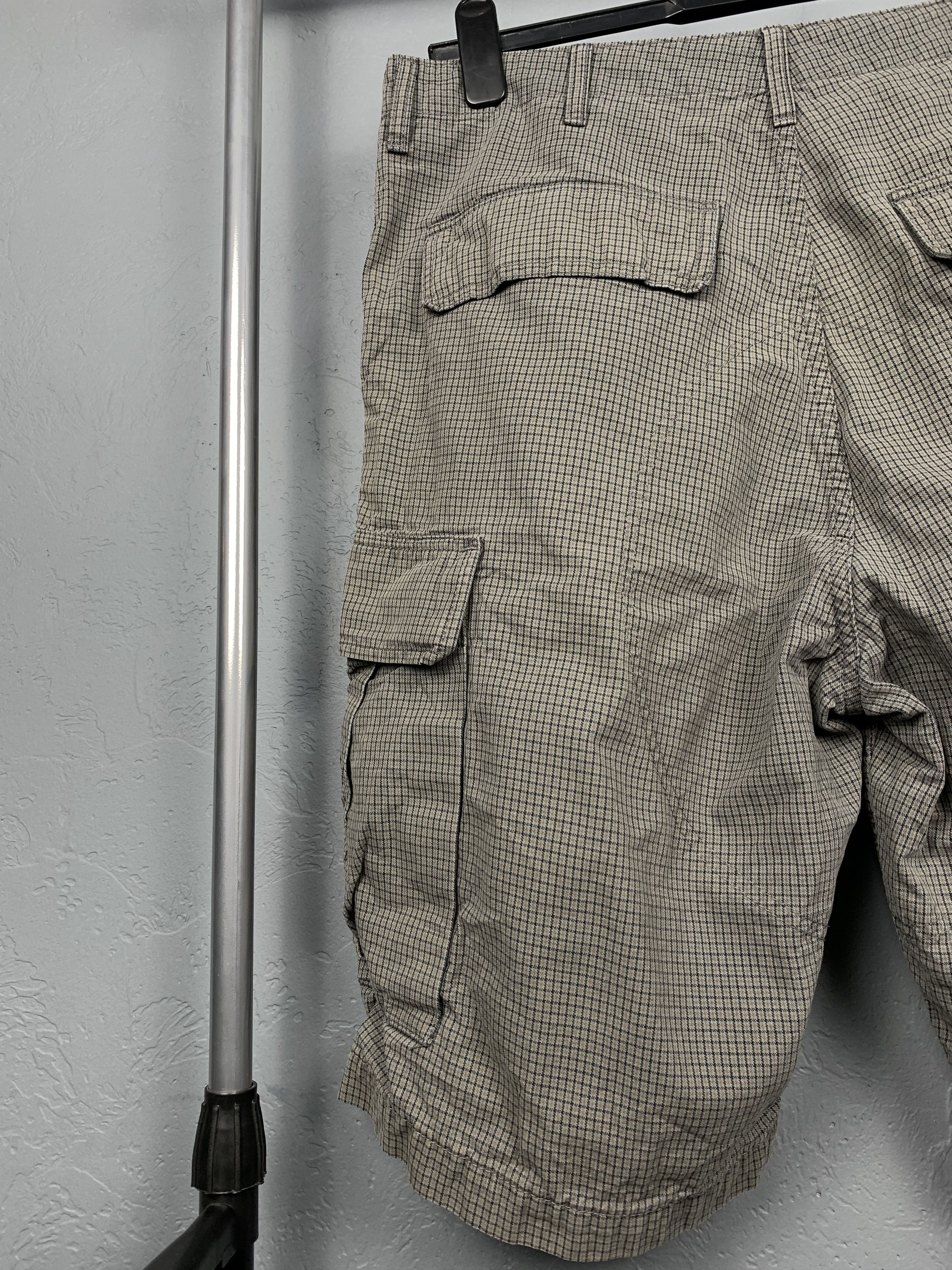 Carhartt × Carhartt Wip × Vintage Vintage Carhartt Cargo Bermuda Shorts Size US 36 / EU 52 - 3 Thumbnail