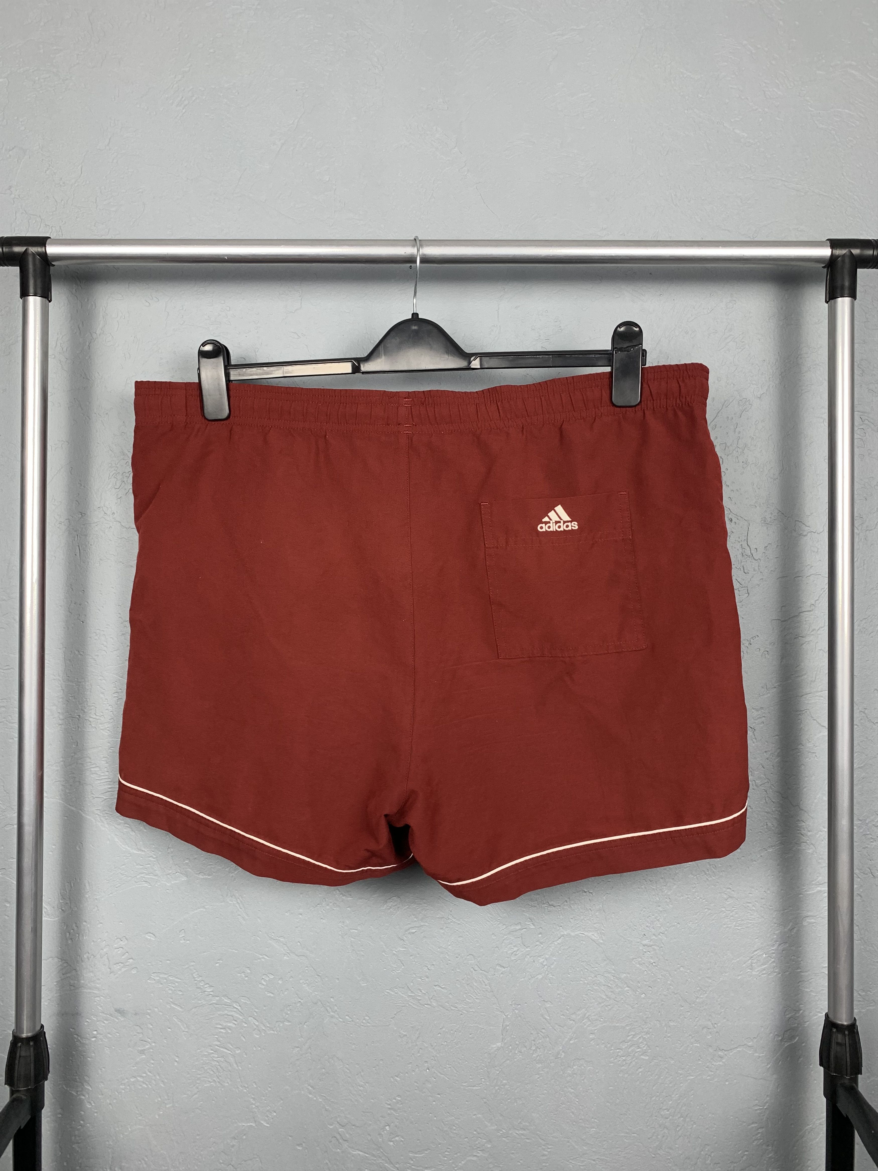Adidas × Vintage Adidas Vintage Mens Nylon Shorts Y2K Size US 34 / EU 50 - 7 Thumbnail