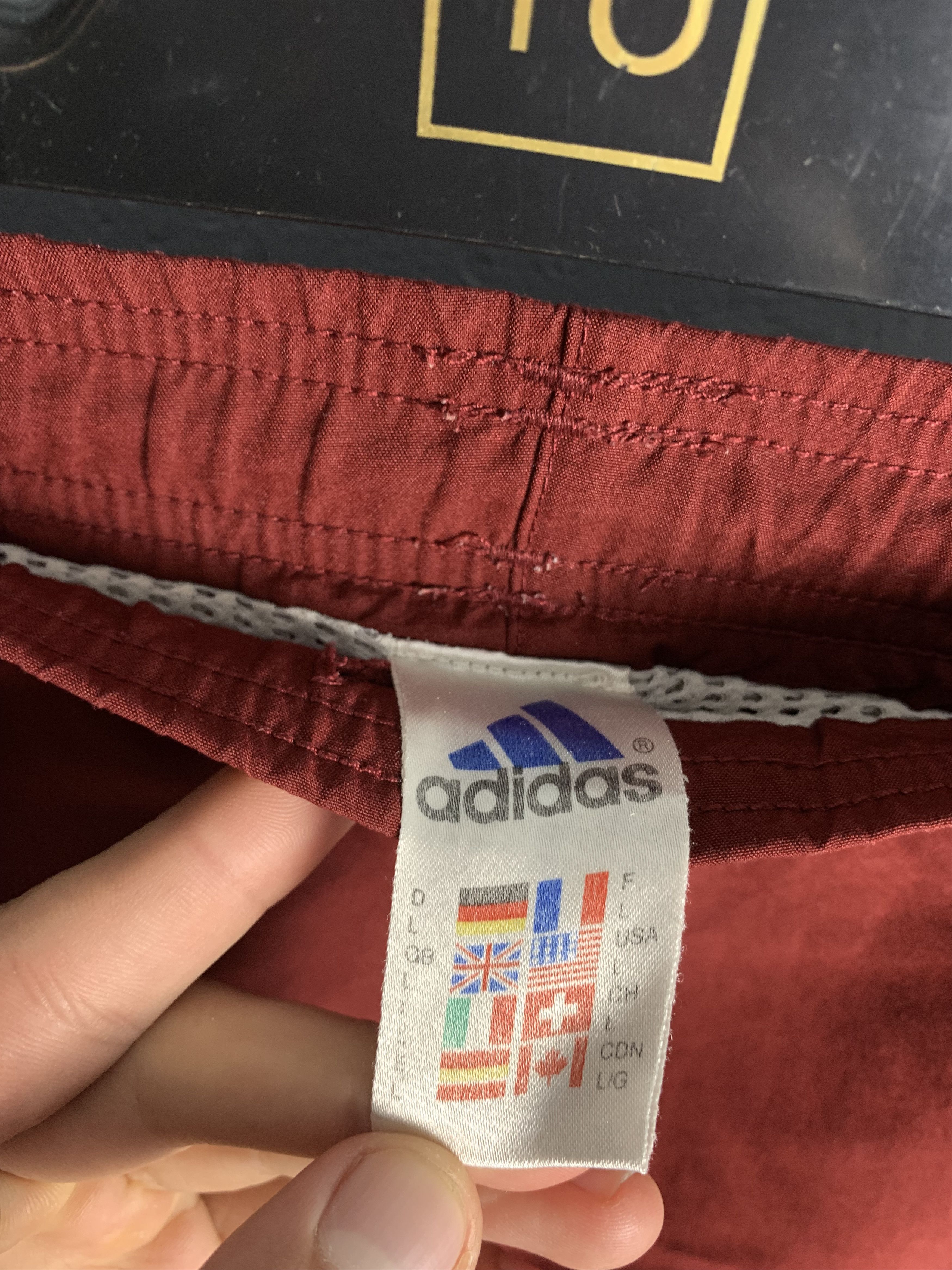 Adidas × Vintage Adidas Vintage Mens Nylon Shorts Y2K Size US 34 / EU 50 - 5 Thumbnail