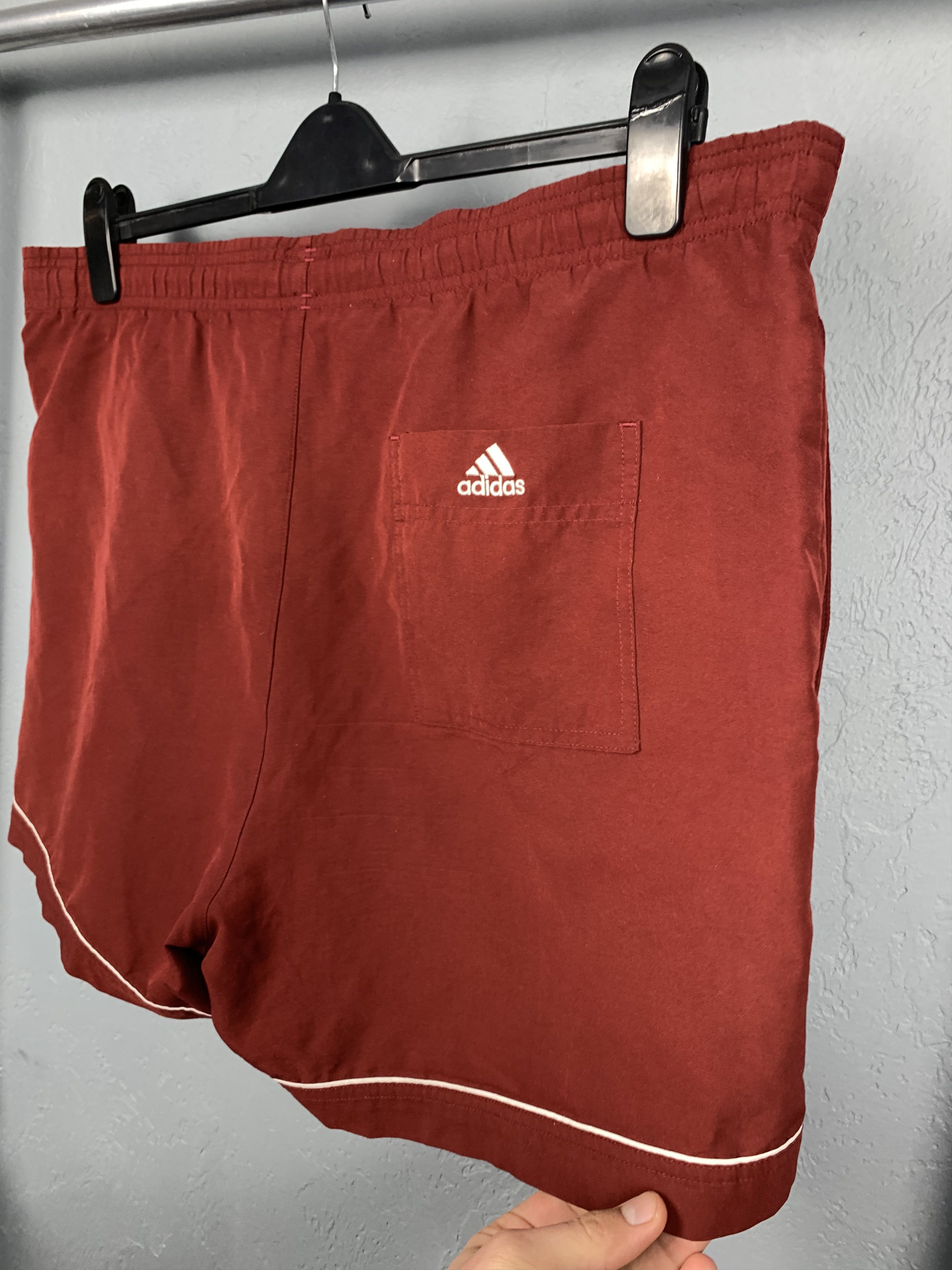 Adidas × Vintage Adidas Vintage Mens Nylon Shorts Y2K Size US 34 / EU 50 - 8 Thumbnail