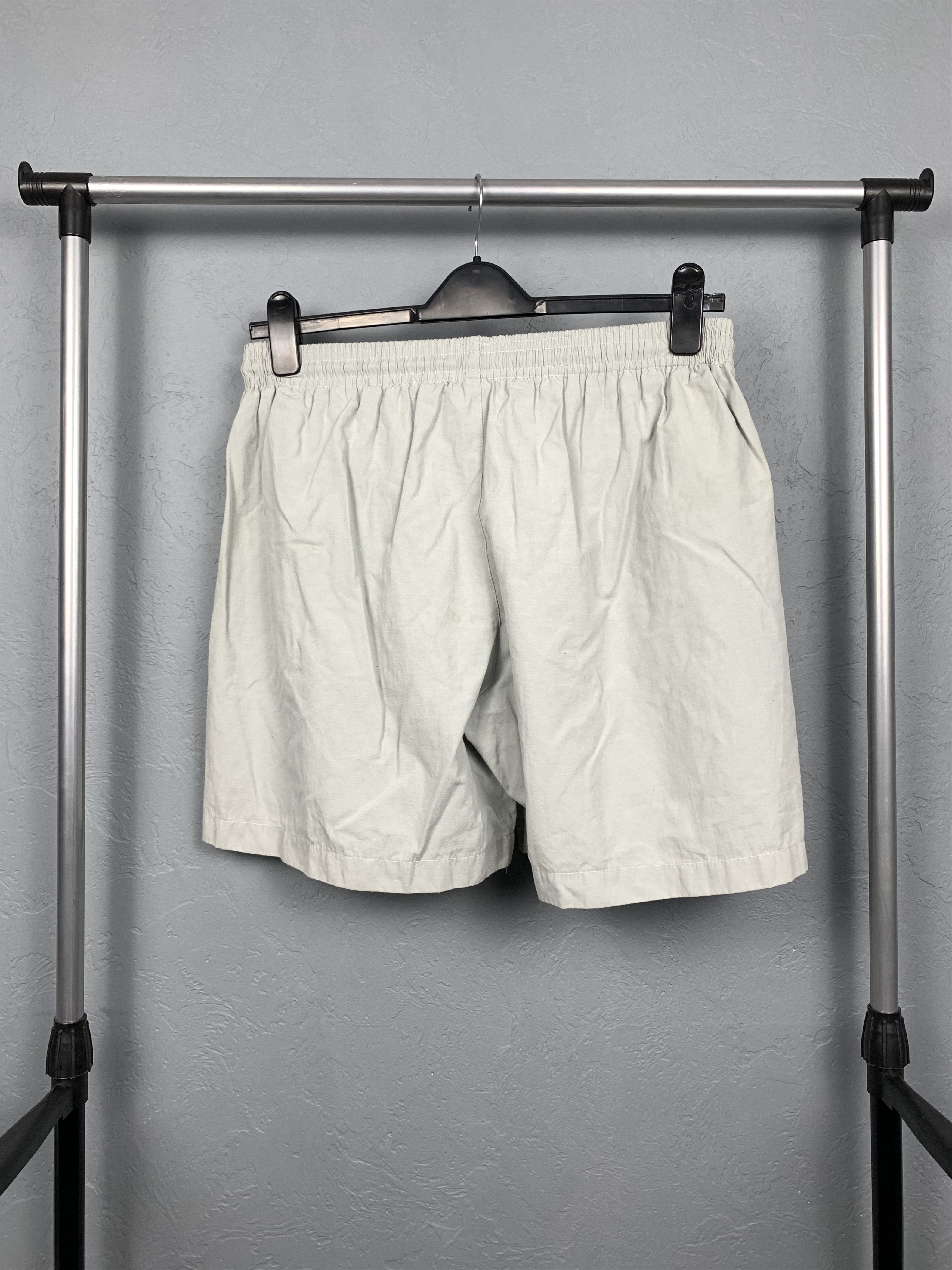 Lacoste Lacoste Vintage Mens Nylon Shorts Size US 36 / EU 52 - 5 Thumbnail