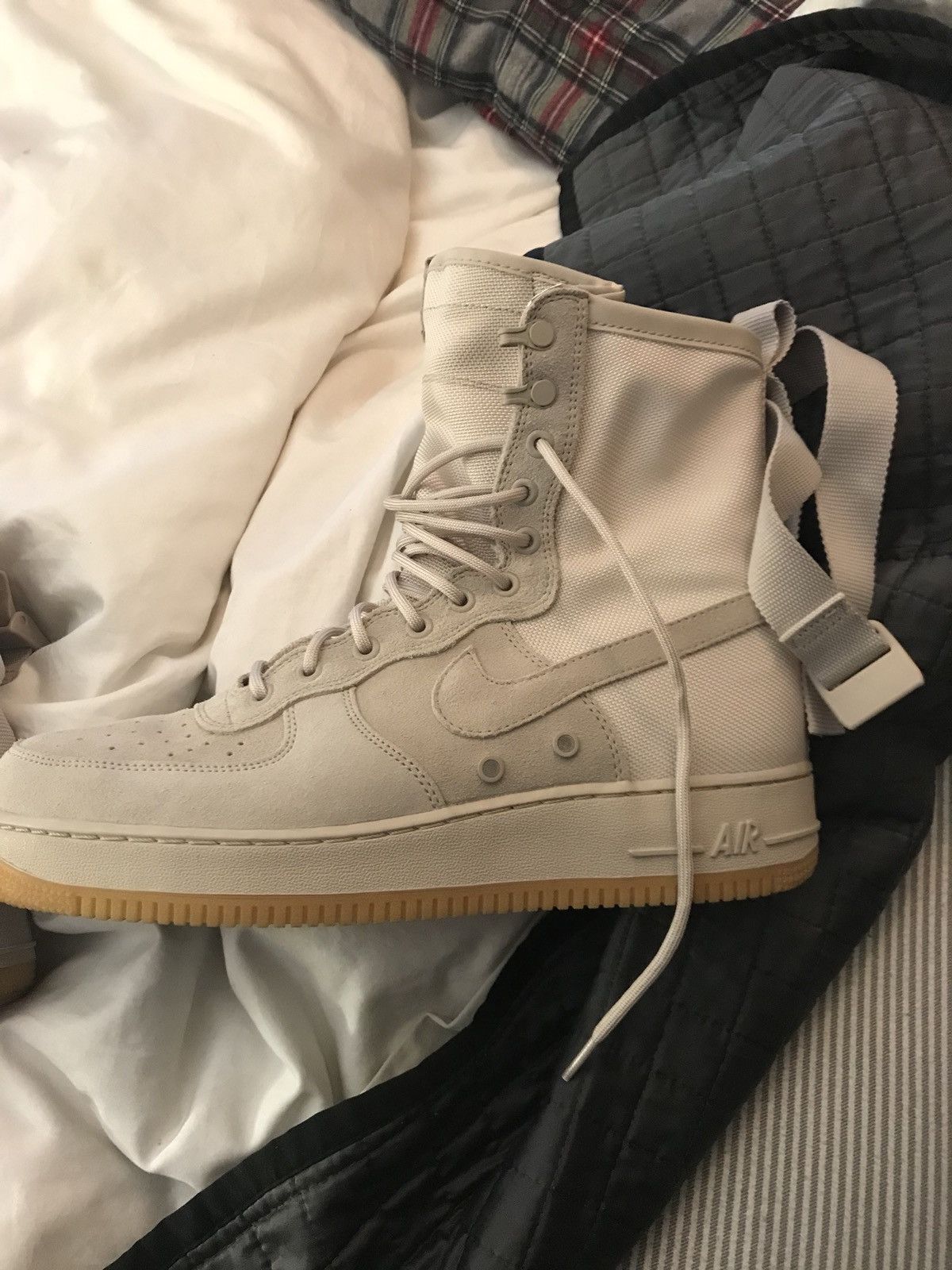 Nike Air Force 1 Special Field “String” Size US 11 / EU 44 - 2 Thumbnail