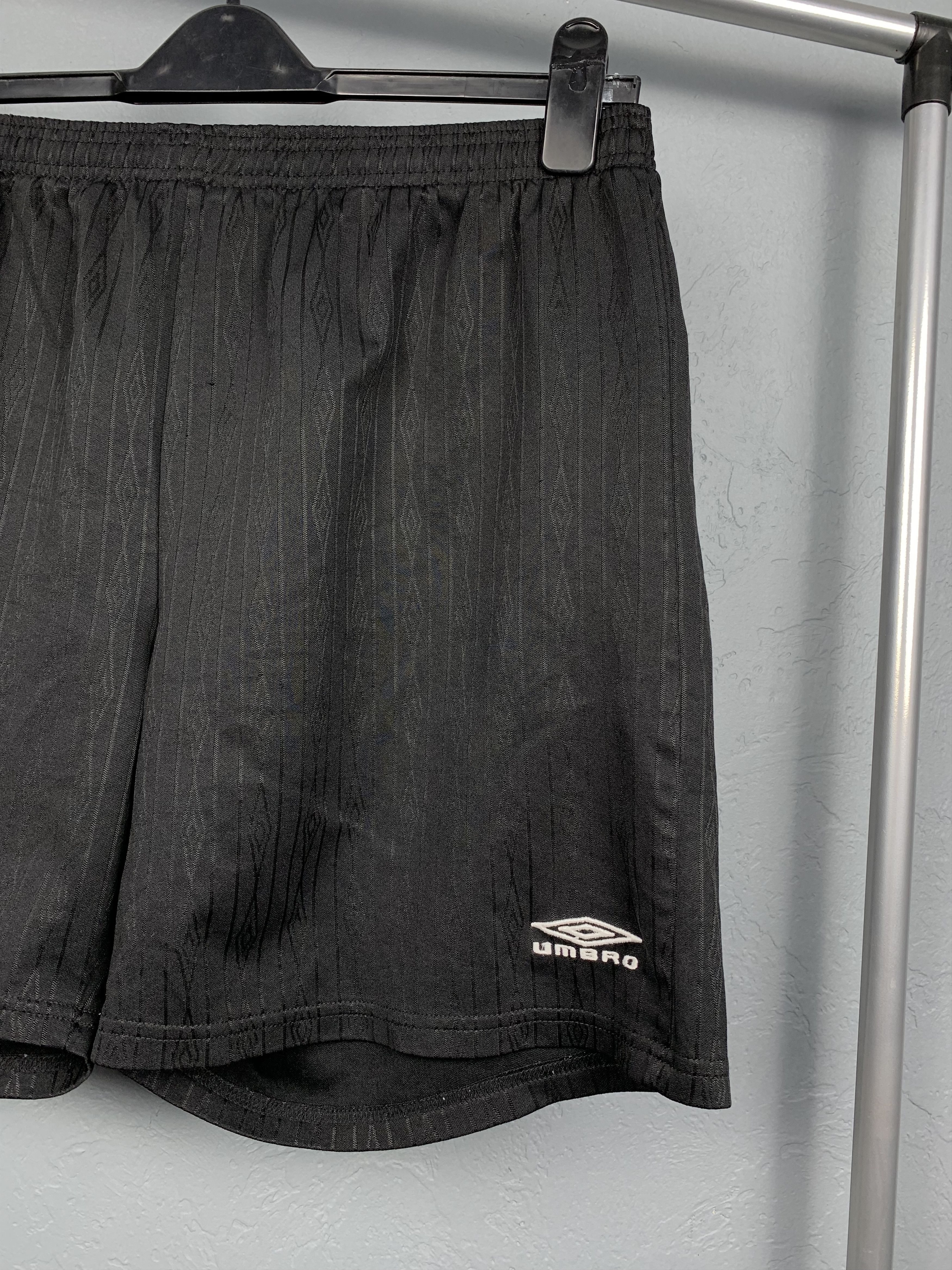 Umbro Umbro Vintage Monogram Logo Shorts Size US 36 / EU 52 - 2 Thumbnail