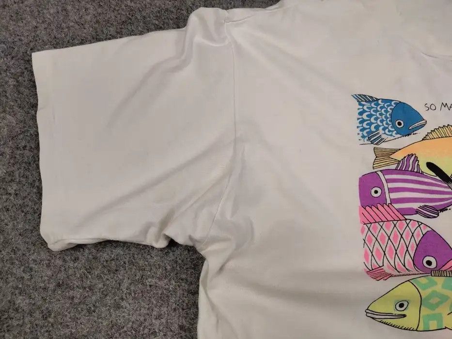 Other Vintage 90's Crazy Shirts Hawaii So many Fish USA T Shirt Size US XL / EU 56 / 4 - 7 Thumbnail