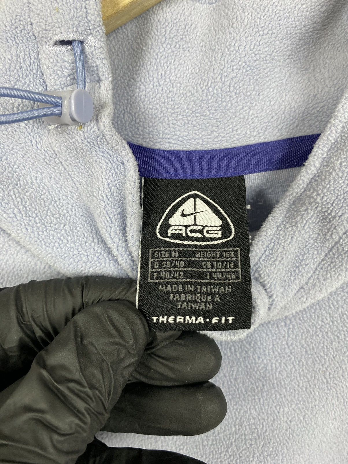Nike 00s Vintage Nike ACG Women’s Fleece Therma Fit Sweatshirt Size M / US 6-8 / IT 42-44 - 14 Thumbnail