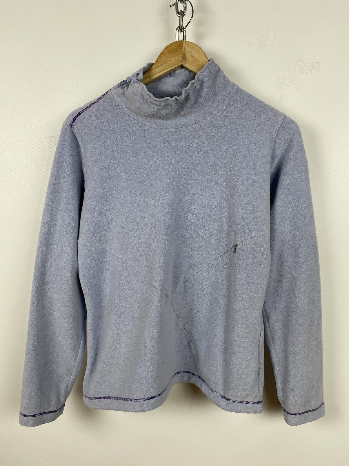 Nike 00s Vintage Nike ACG Women’s Fleece Therma Fit Sweatshirt Size M / US 6-8 / IT 42-44 - 3 Thumbnail