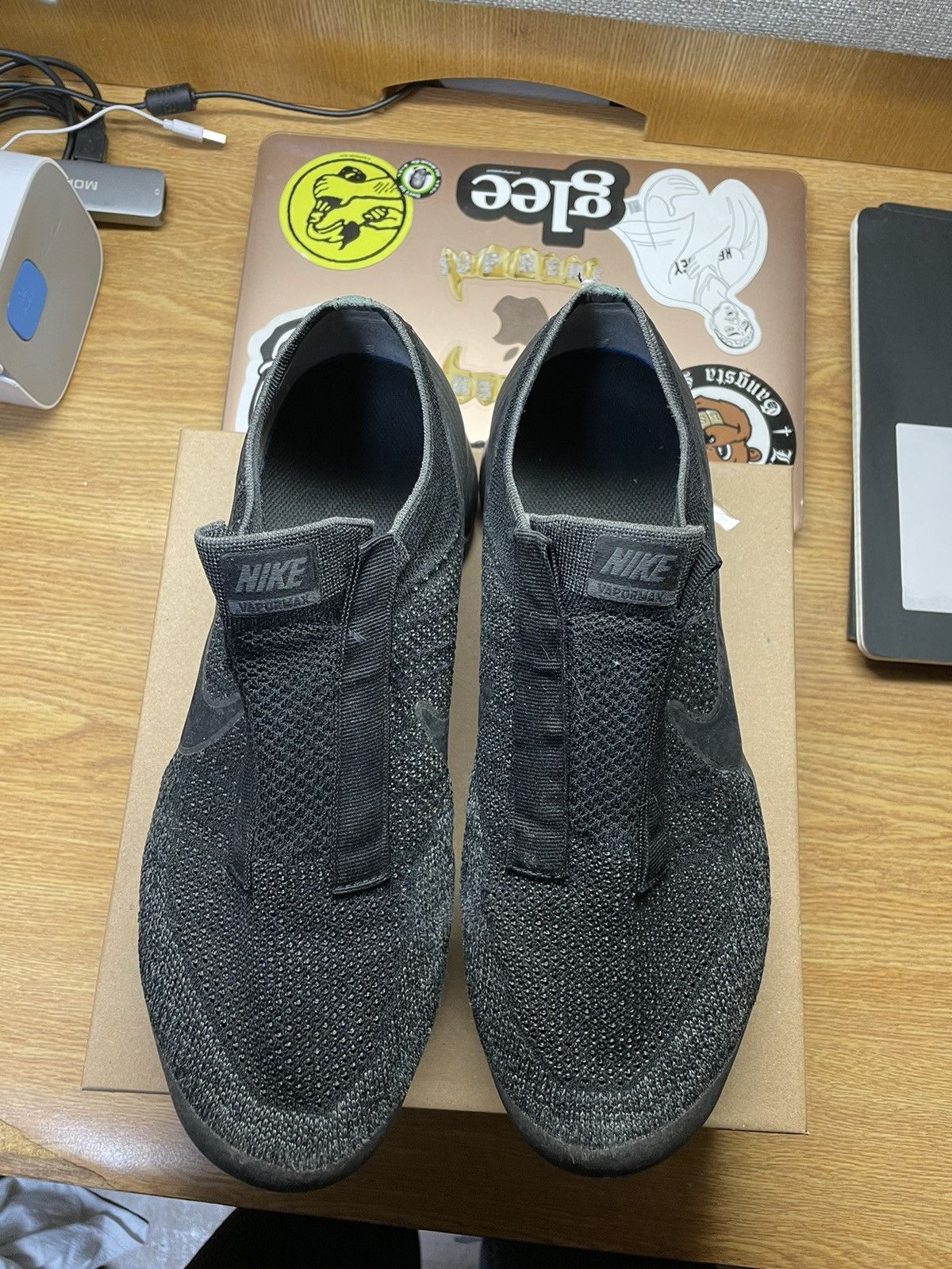 vapor air max triple black