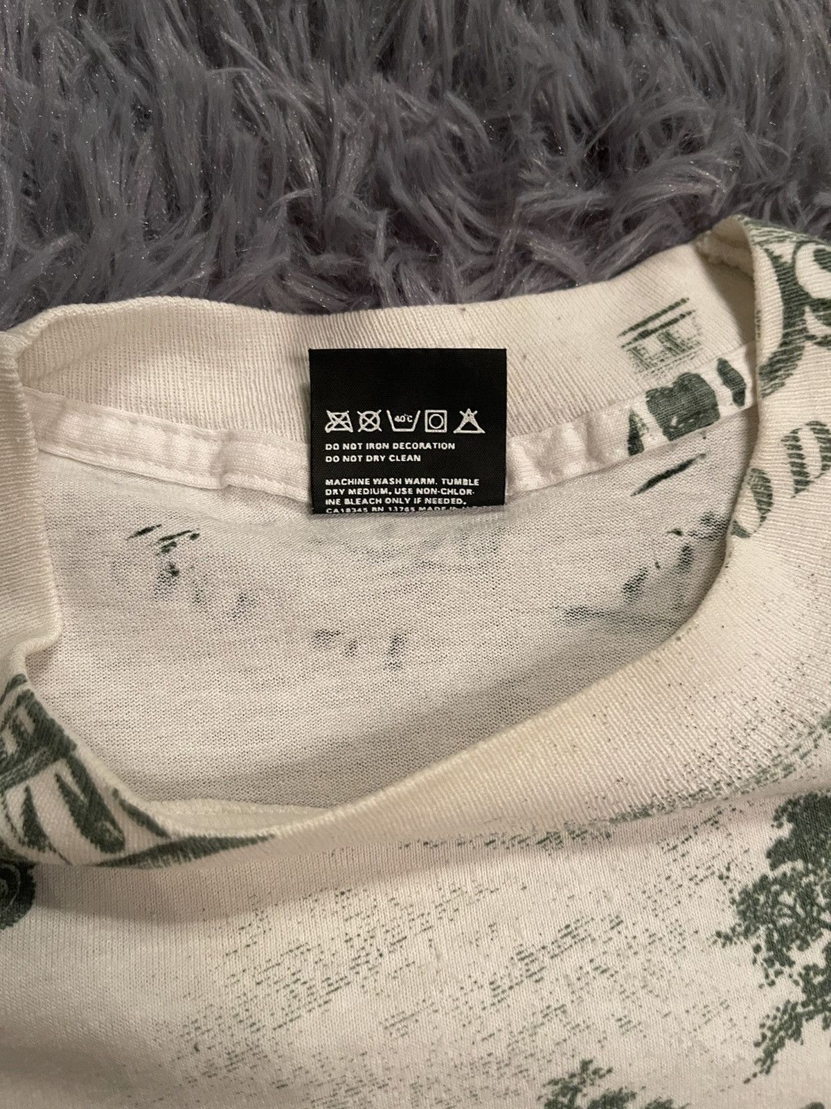 Vintage 1990 vintage United States Dollar USD all over print t-shirt Size US L / EU 52-54 / 3 - 6 Thumbnail