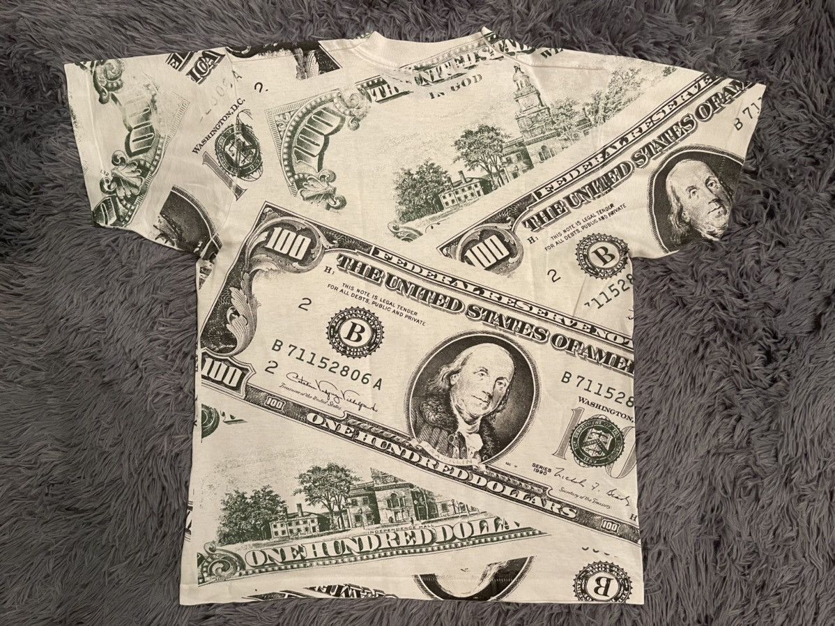 Vintage 1990 vintage United States Dollar USD all over print t-shirt Size US L / EU 52-54 / 3 - 7 Thumbnail