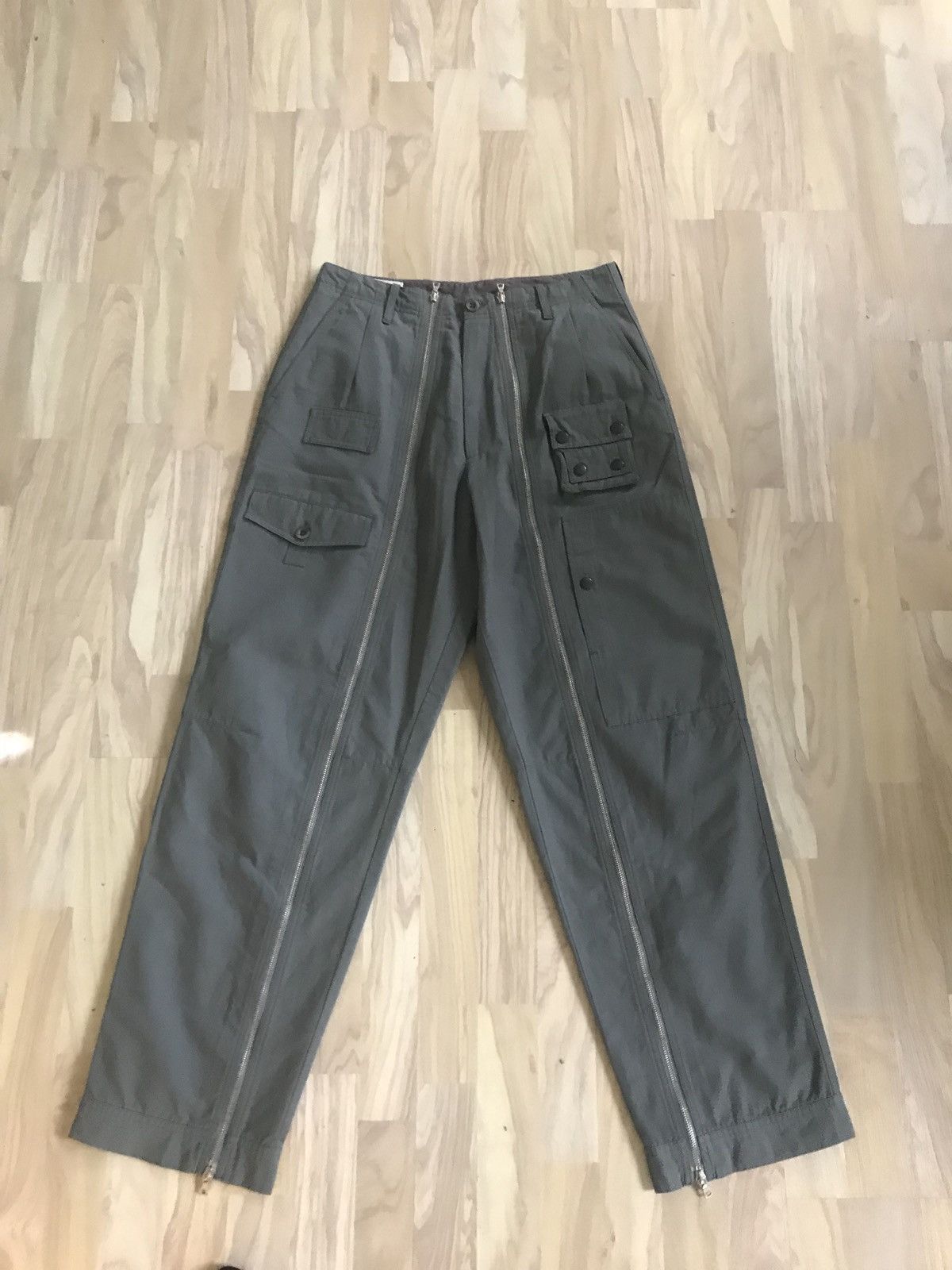 ZIPPER BONDAGE PANTS