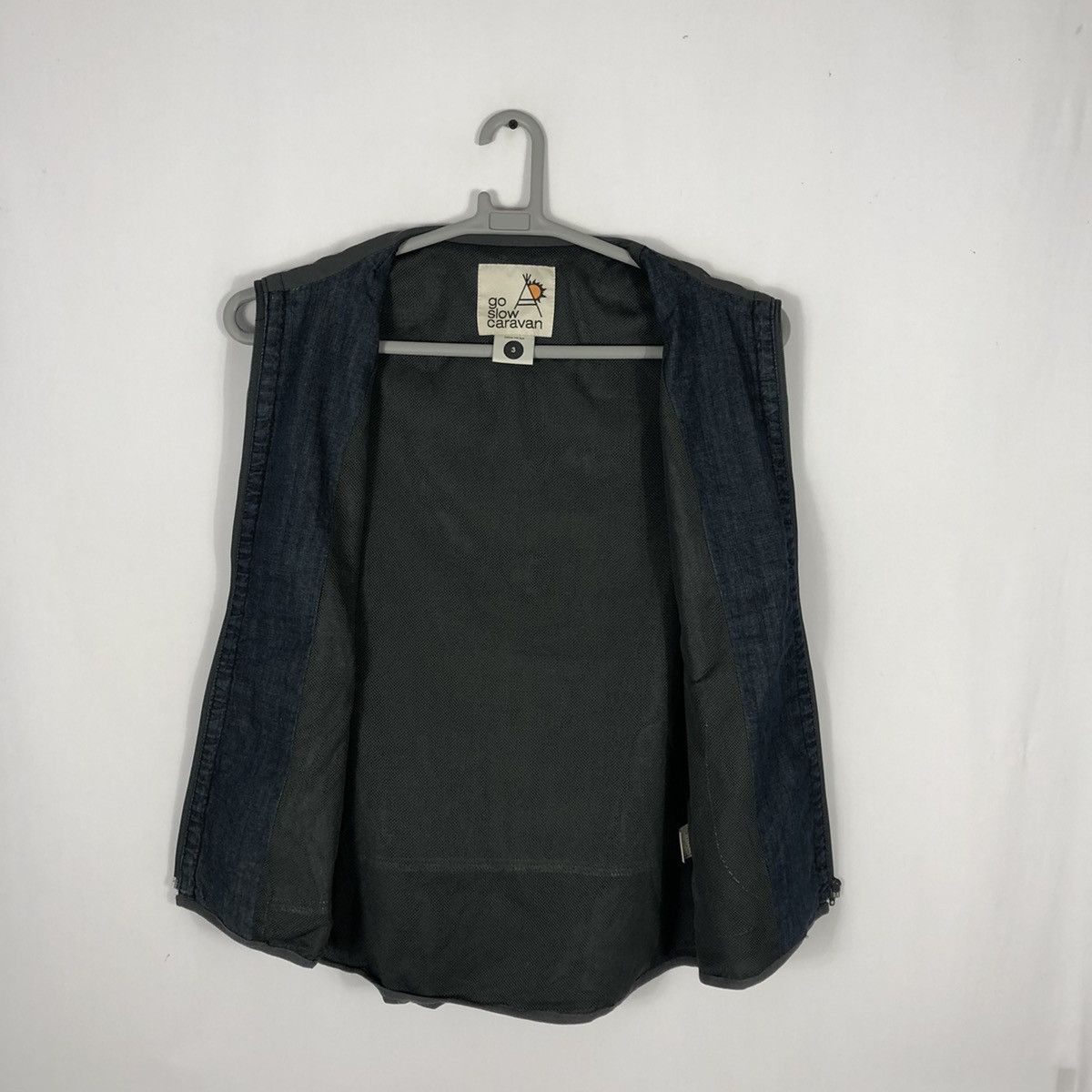 Japanese Brand × Vintage × go slow caravan 🔥Rare🔥Vintage Go Slow Caravan Outdoor Tactical Denim Vest Size US S / EU 44-46 / 1 - 10 Thumbnail