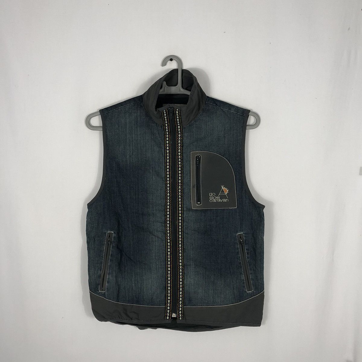 Japanese Brand × Vintage × go slow caravan 🔥Rare🔥Vintage Go Slow Caravan Outdoor Tactical Denim Vest Size US S / EU 44-46 / 1 - 1 Thumbnail