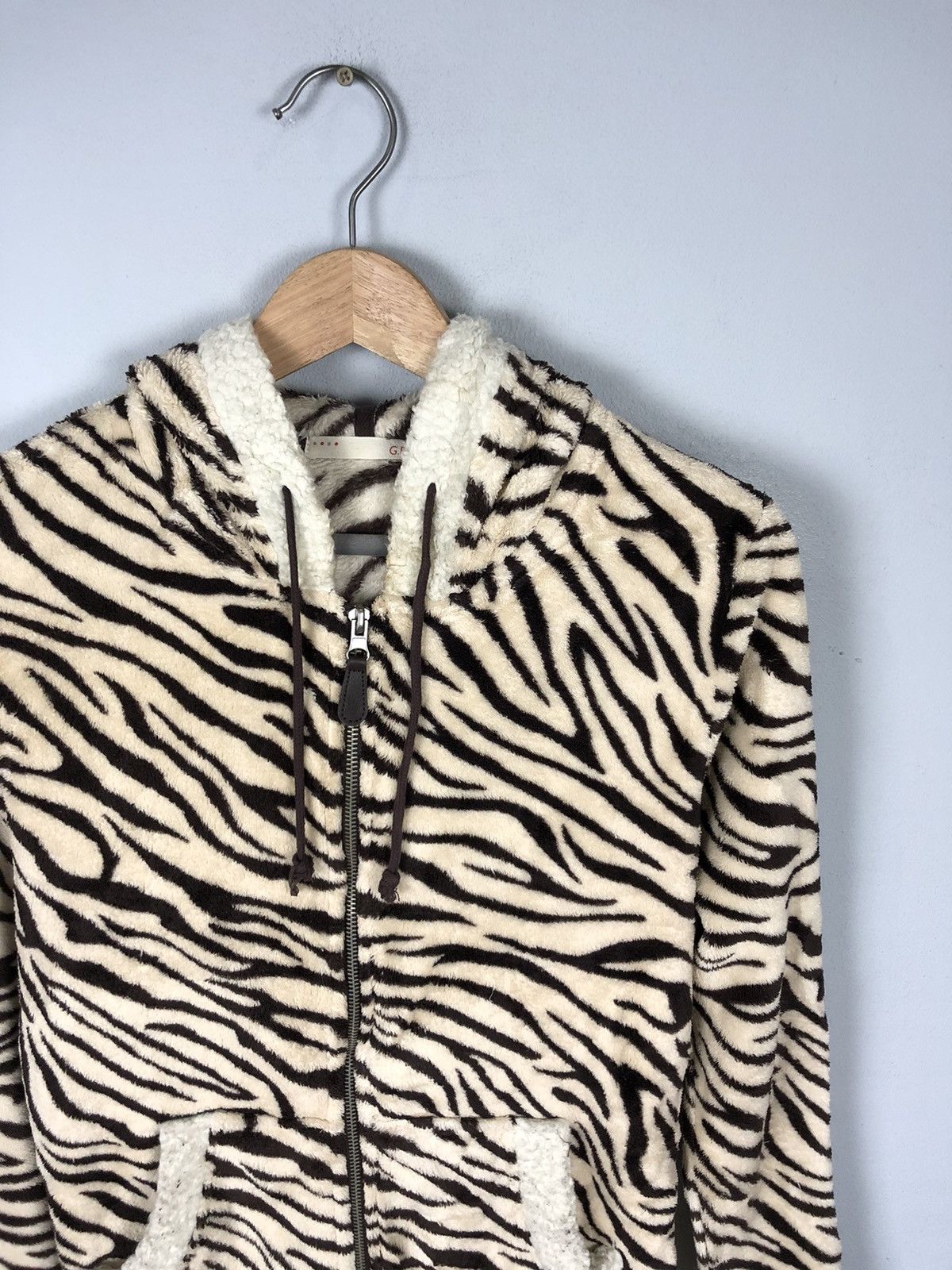 Other GF Japanese Brand zebra Sweater Size M / US 6-8 / IT 42-44 - 2 Thumbnail