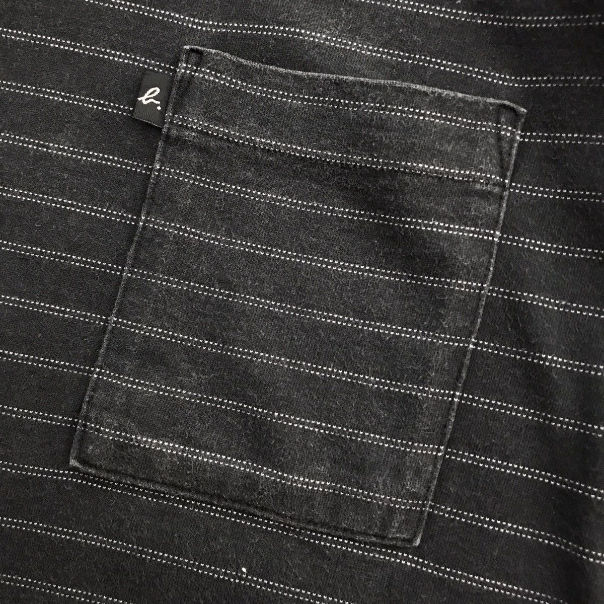 agnes b. Vintage 90's Agnes B Homme Paris Black Stripe Pocket T-Shirt Size US M / EU 48-50 / 2 - 5 Thumbnail