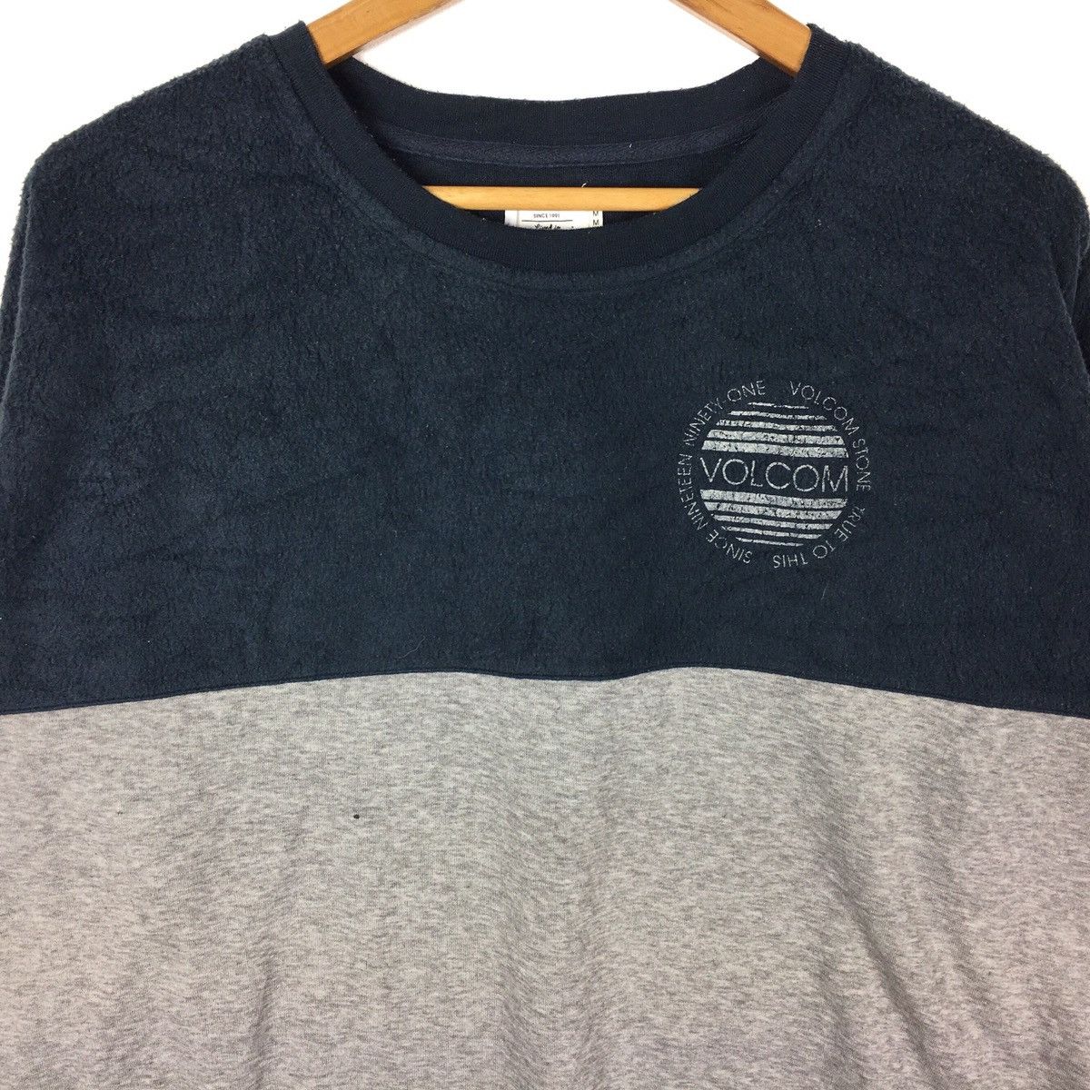 Volcom Volcom Sweatshirt Surf Skateboards Streetwear Surfing Size US M / EU 48-50 / 2 - 2 Thumbnail