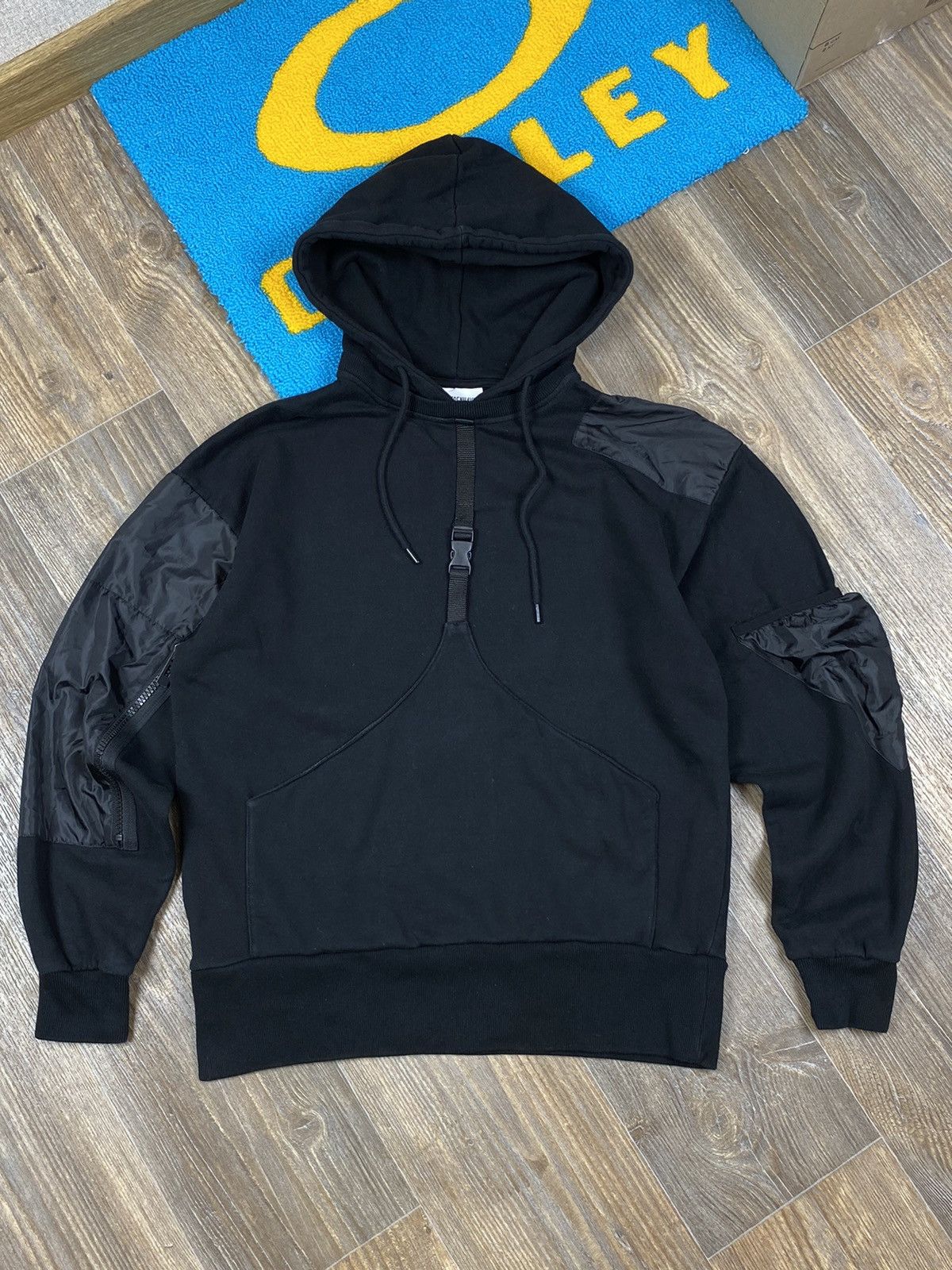 Han Kjobenhavn Han Kjobenhavn black patch hoodie multi pocket hoodie Size US M / EU 48-50 / 2 - 1 Thumbnail
