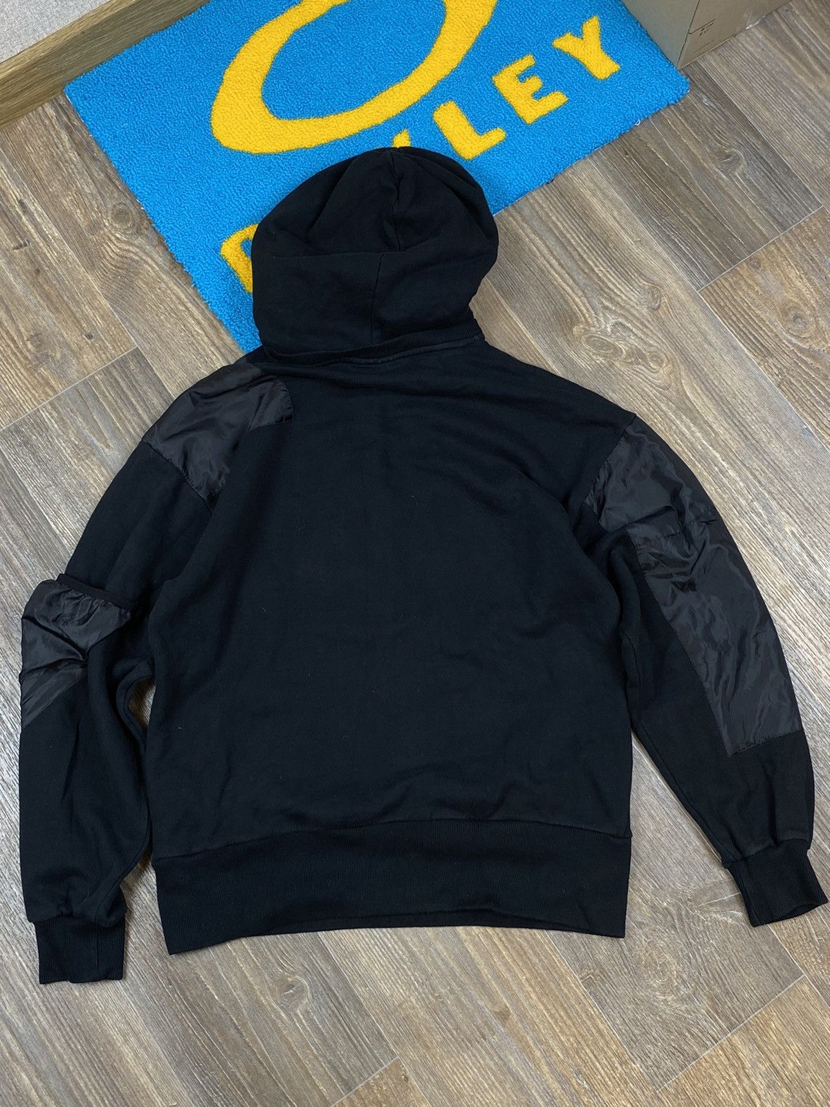 Han Kjobenhavn Han Kjobenhavn black patch hoodie multi pocket hoodie Size US M / EU 48-50 / 2 - 13 Thumbnail