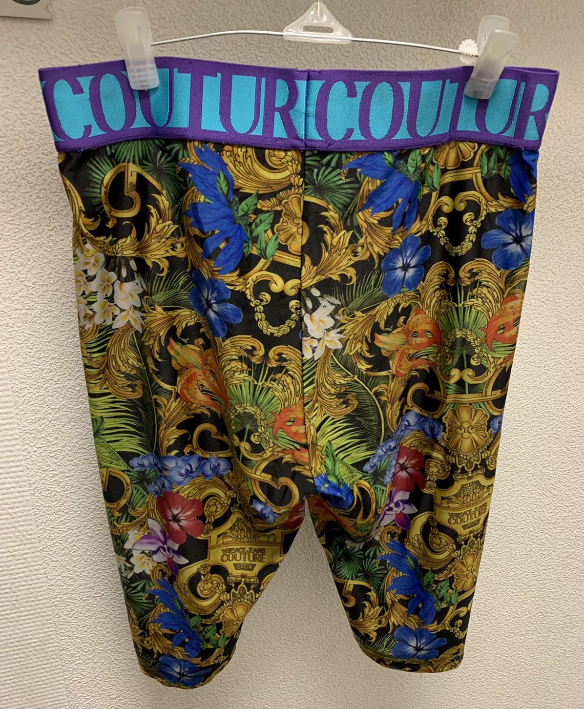 Versace Jeans Couture Versace jeans couture full print short leggings Medusa Size 32" / US 10 / IT 46 - 5 Thumbnail