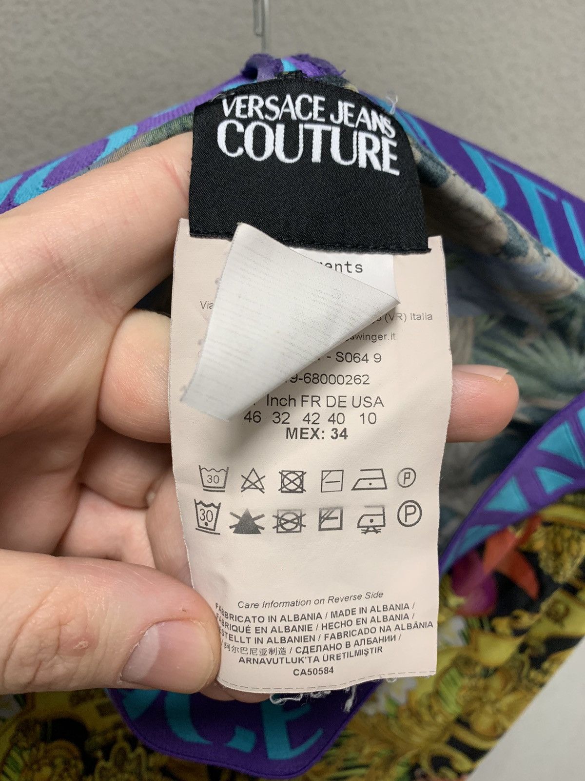 Versace Jeans Couture Versace jeans couture full print short leggings Medusa Size 32" / US 10 / IT 46 - 8 Thumbnail