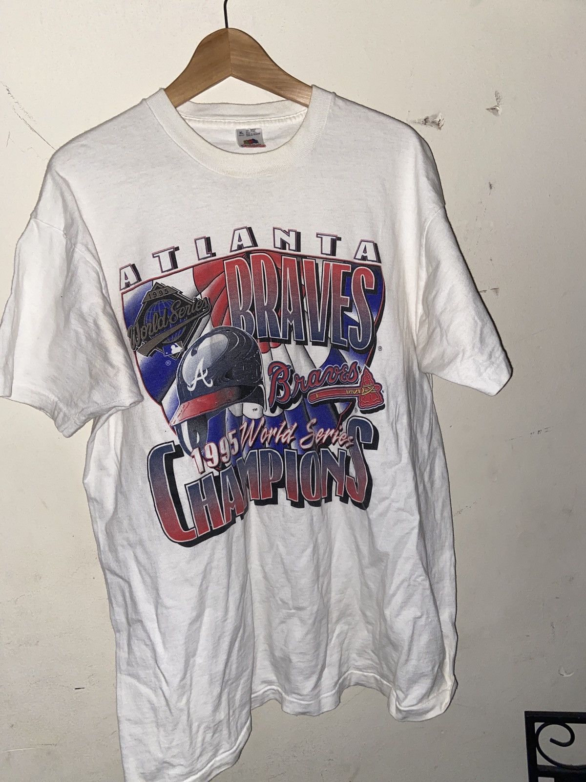 Vintage Atlanta Braves World Series 1995 Graphic Navy Shirt Men Women  KV11208