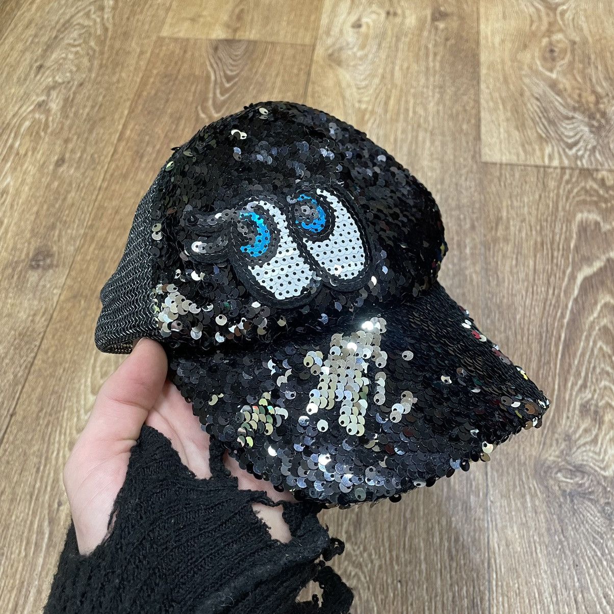 Vintage Vintage Y2K Sequin Baseball Cap All Over Print Streetwear OS Size ONE SIZE - 1 Thumbnail