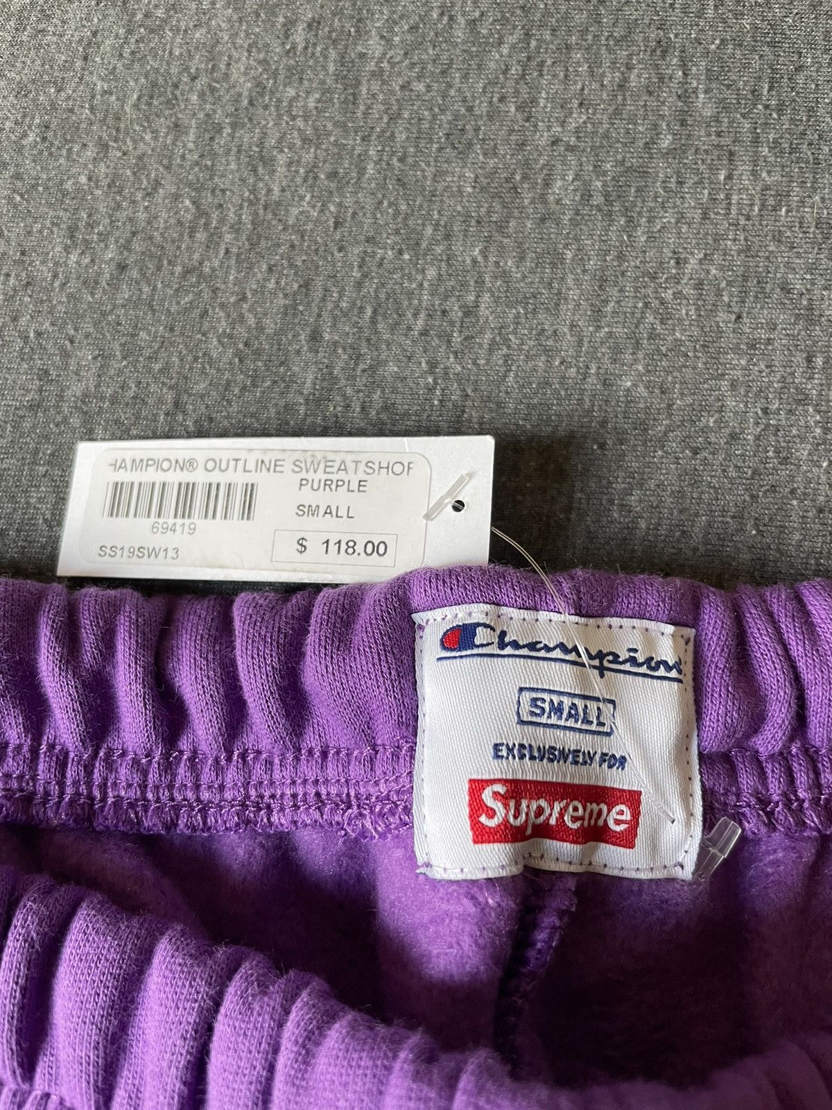 Champion × Supreme Supreme Champion Outline Sweatshort Size US 28 / EU 44 - 7 Thumbnail