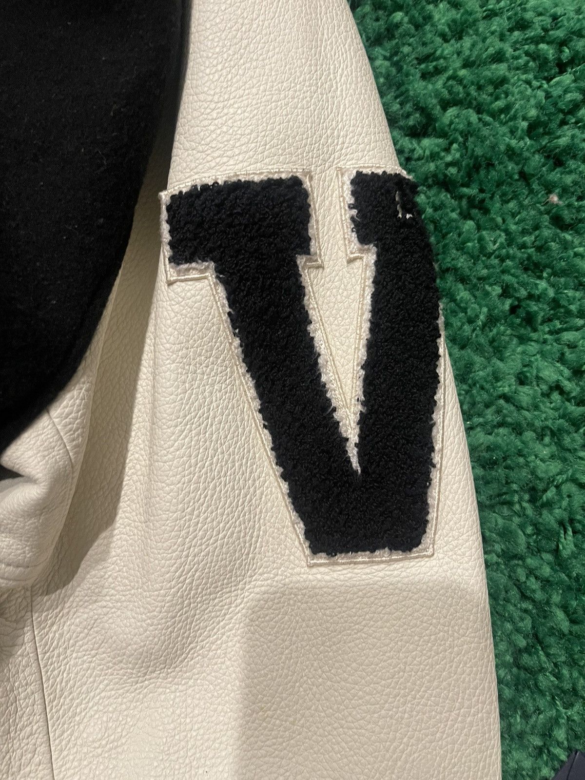 Louis Vuitton Louis Vuitton x Virgil Varsity Jacket Size US M / EU 48-50 / 2 - 6 Thumbnail