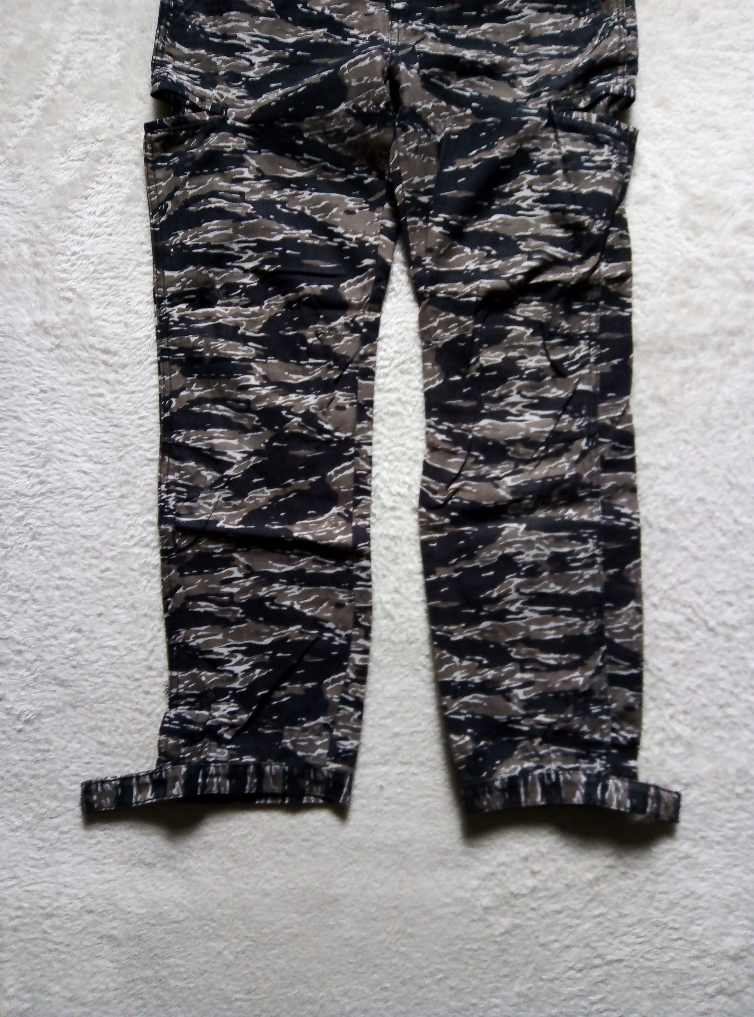 Beams Plus Beams japan tiger stripe military cargo pants Size US 28 / EU 44 - 6 Thumbnail
