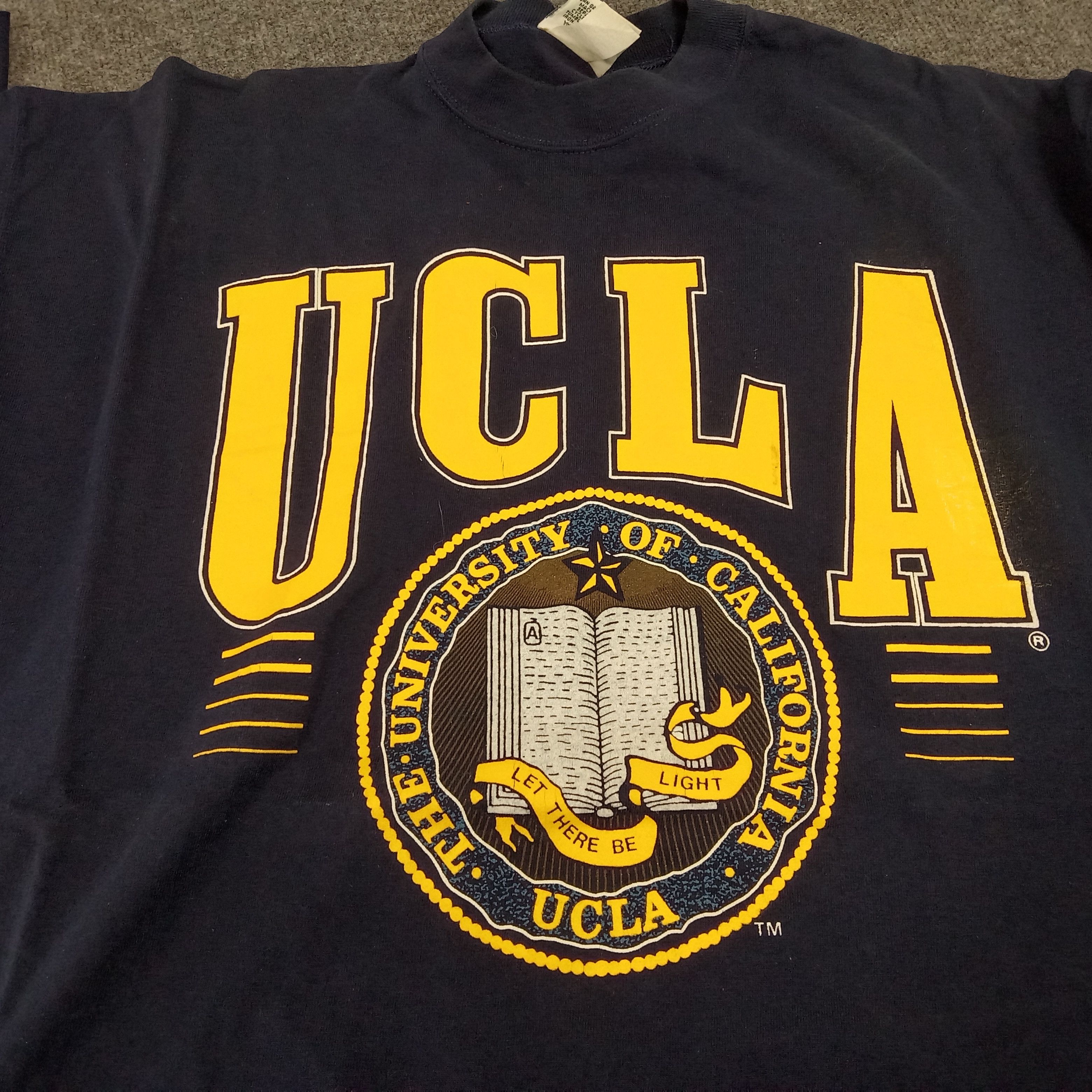 Vintage University Of California Big Logo American Style Tshirt Size US XXL / EU 58 / 5 - 3 Thumbnail