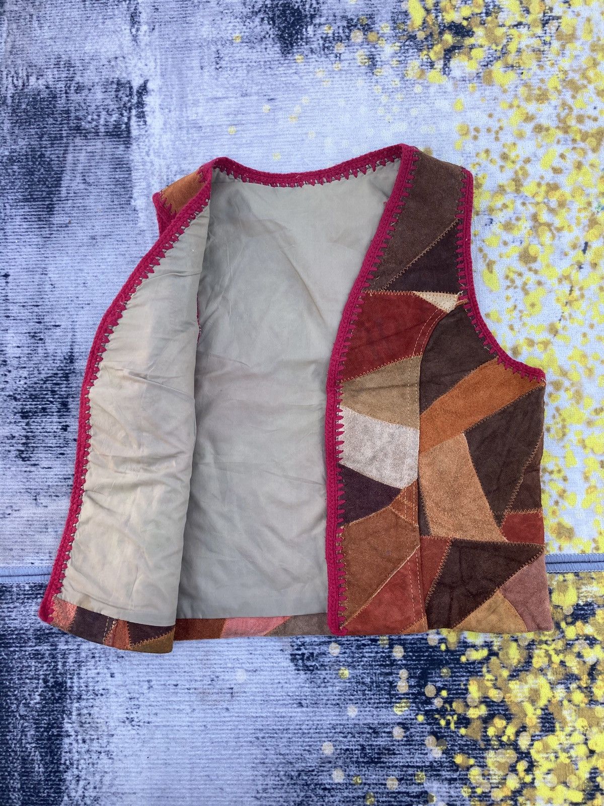 Japanese Brand SUEDE LEATHER PATCHWORK BUTTONLESS VEST Size US XS / EU 42 / 0 - 2 Thumbnail
