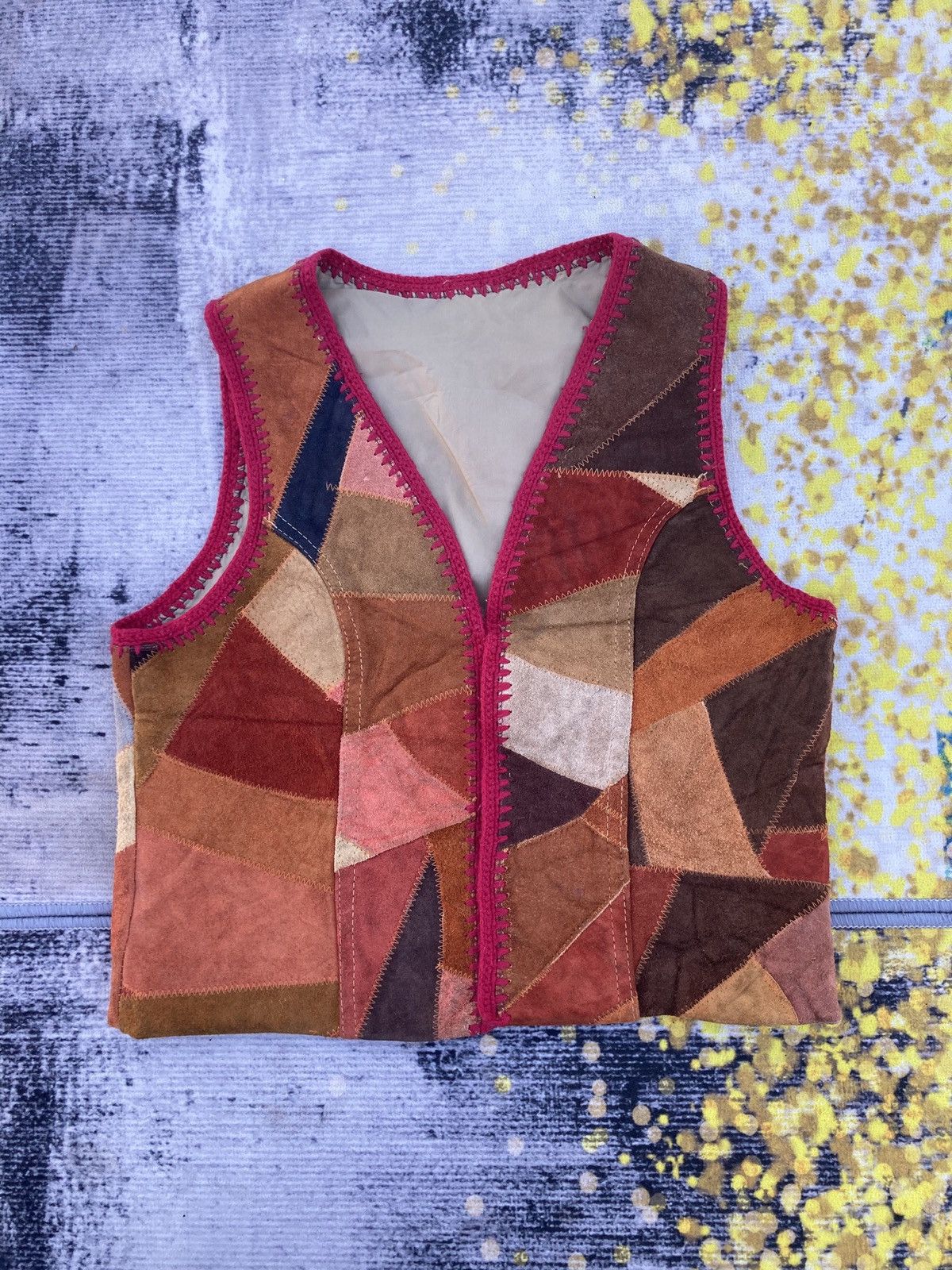 Japanese Brand SUEDE LEATHER PATCHWORK BUTTONLESS VEST Size US XS / EU 42 / 0 - 1 Thumbnail