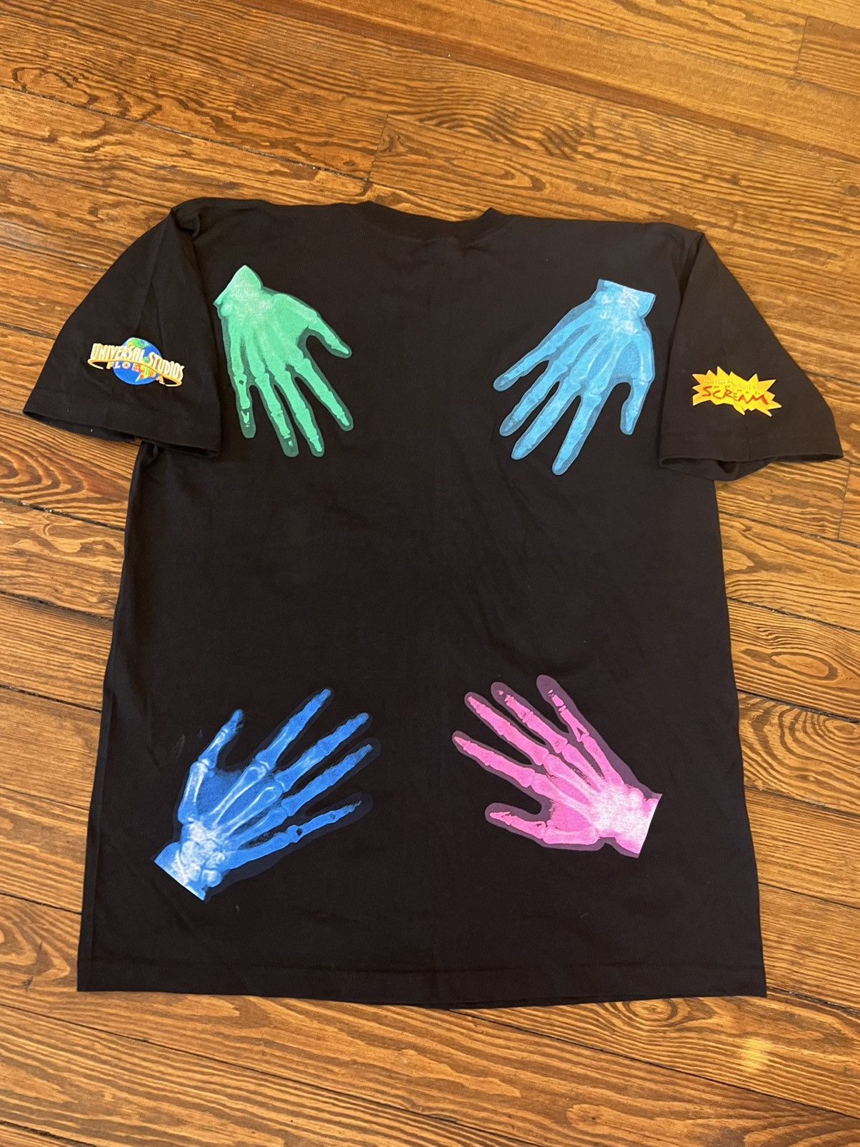 Universal Studios × Vintage Vintage Universal Studios Halloween Tee Size US XL / EU 56 / 4 - 1 Thumbnail