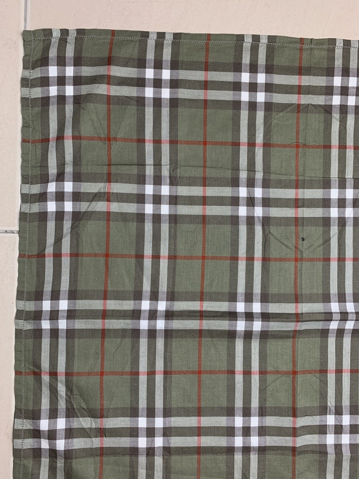 Burberry Burberrys Handkerchief Pocketsquares Size ONE SIZE - 6 Thumbnail
