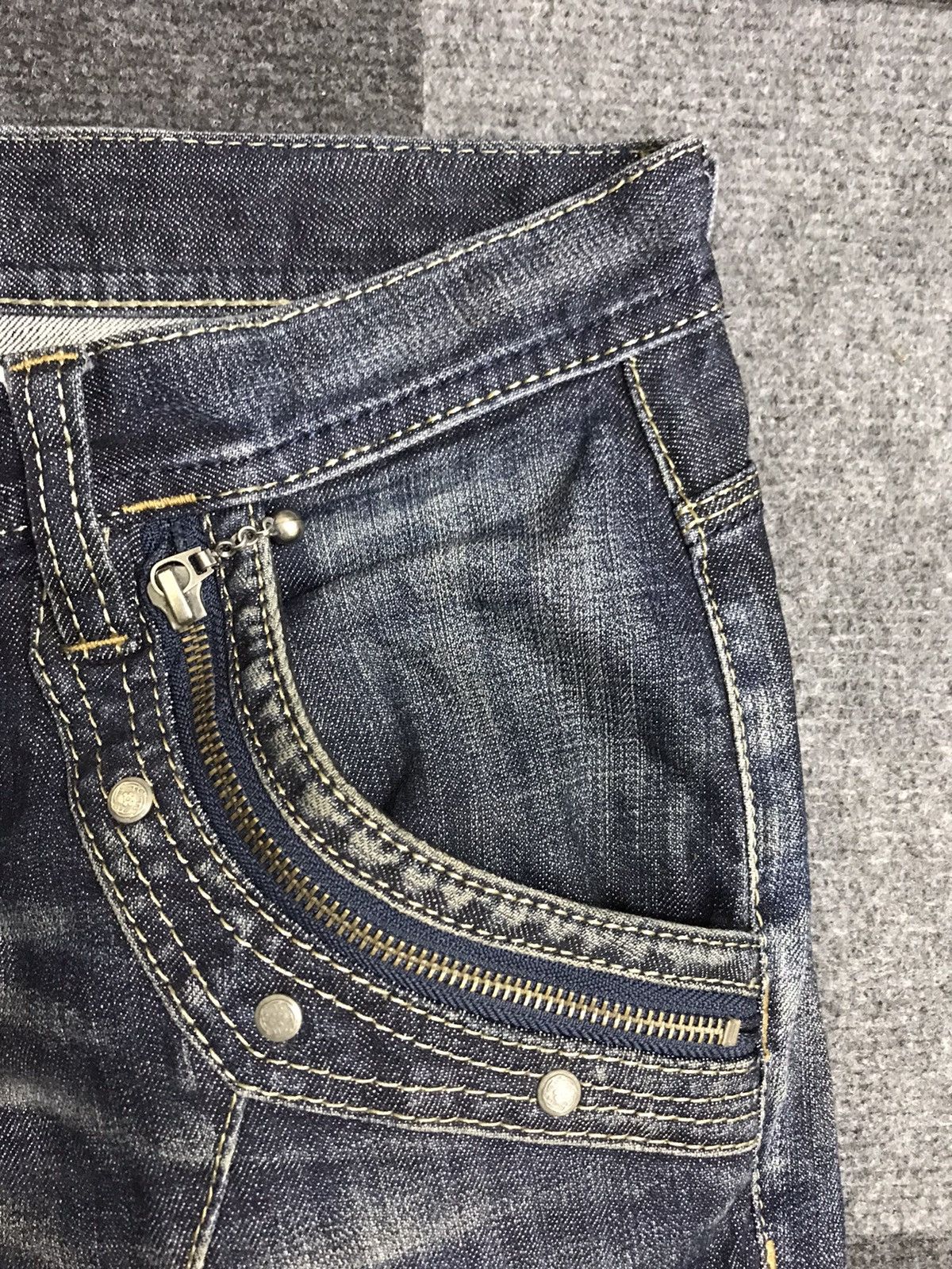 Japanese Brand Flare NCFM Distressed Jeans Size US 32 / EU 48 - 8 Thumbnail