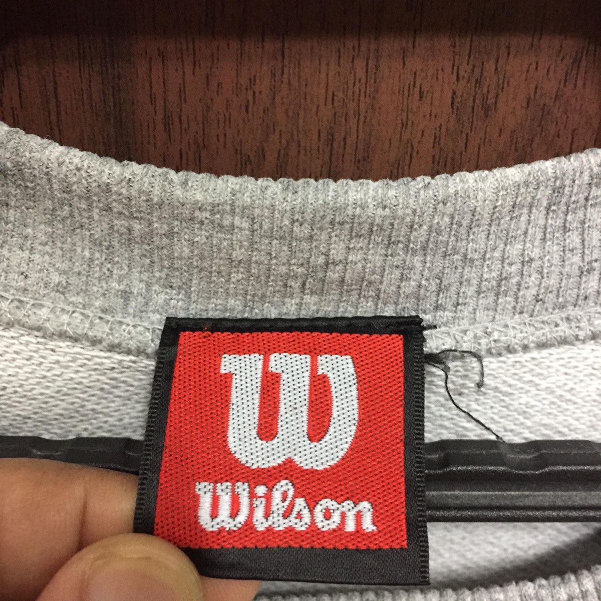Vintage Vintage Wilson sweatshirt small logo size M Size US M / EU 48-50 / 2 - 4 Thumbnail