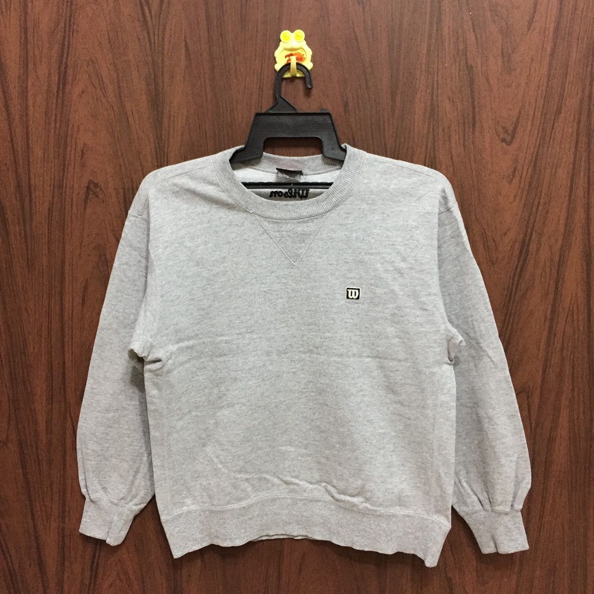 Vintage Vintage Wilson sweatshirt small logo size M Size US M / EU 48-50 / 2 - 2 Thumbnail