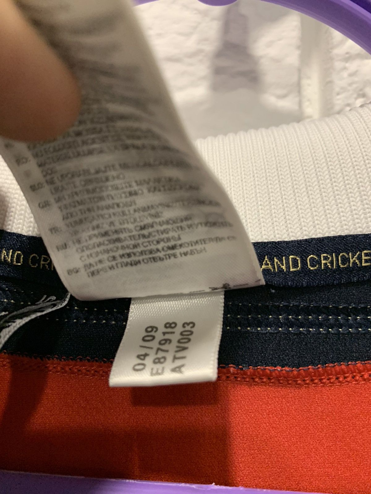 Adidas × Vintage Vintage Adidas Vodafone England Rugby Soccer Jersey 2009 Size US S / EU 44-46 / 1 - 6 Thumbnail