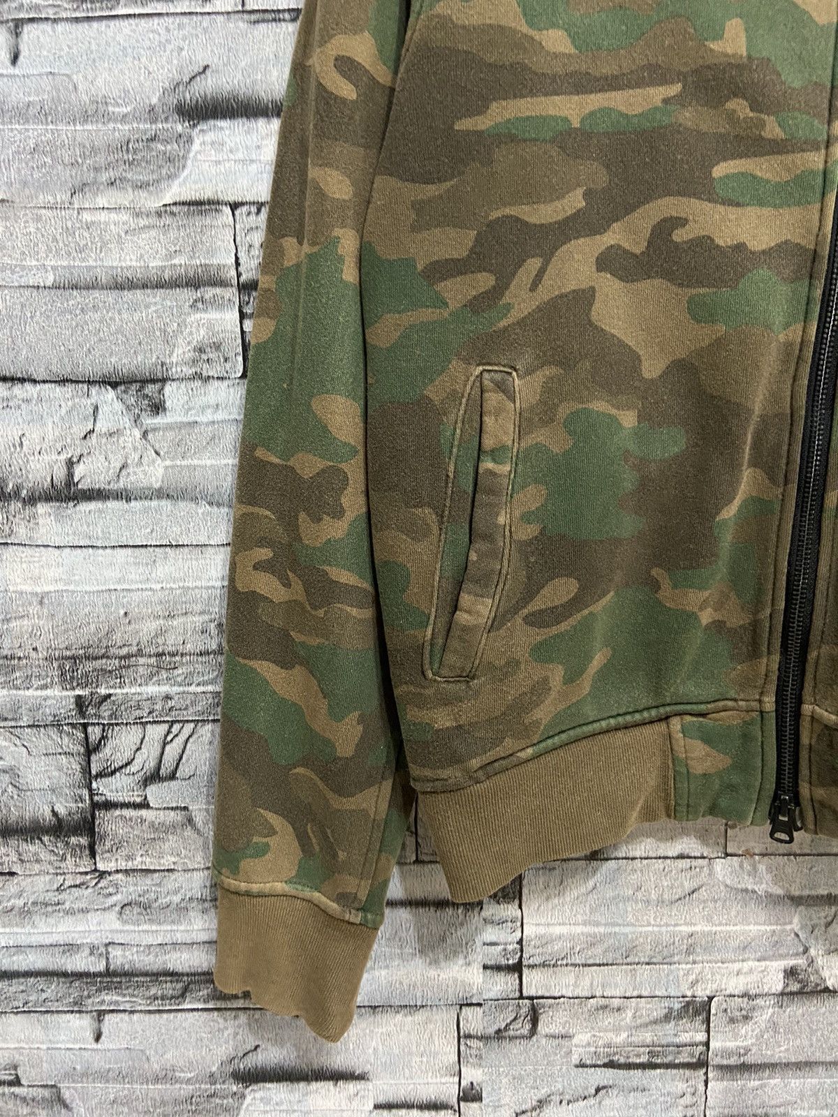 Japanese Brand Graniph Camouflage Hoodie army design size S Size US S / EU 44-46 / 1 - 5 Thumbnail