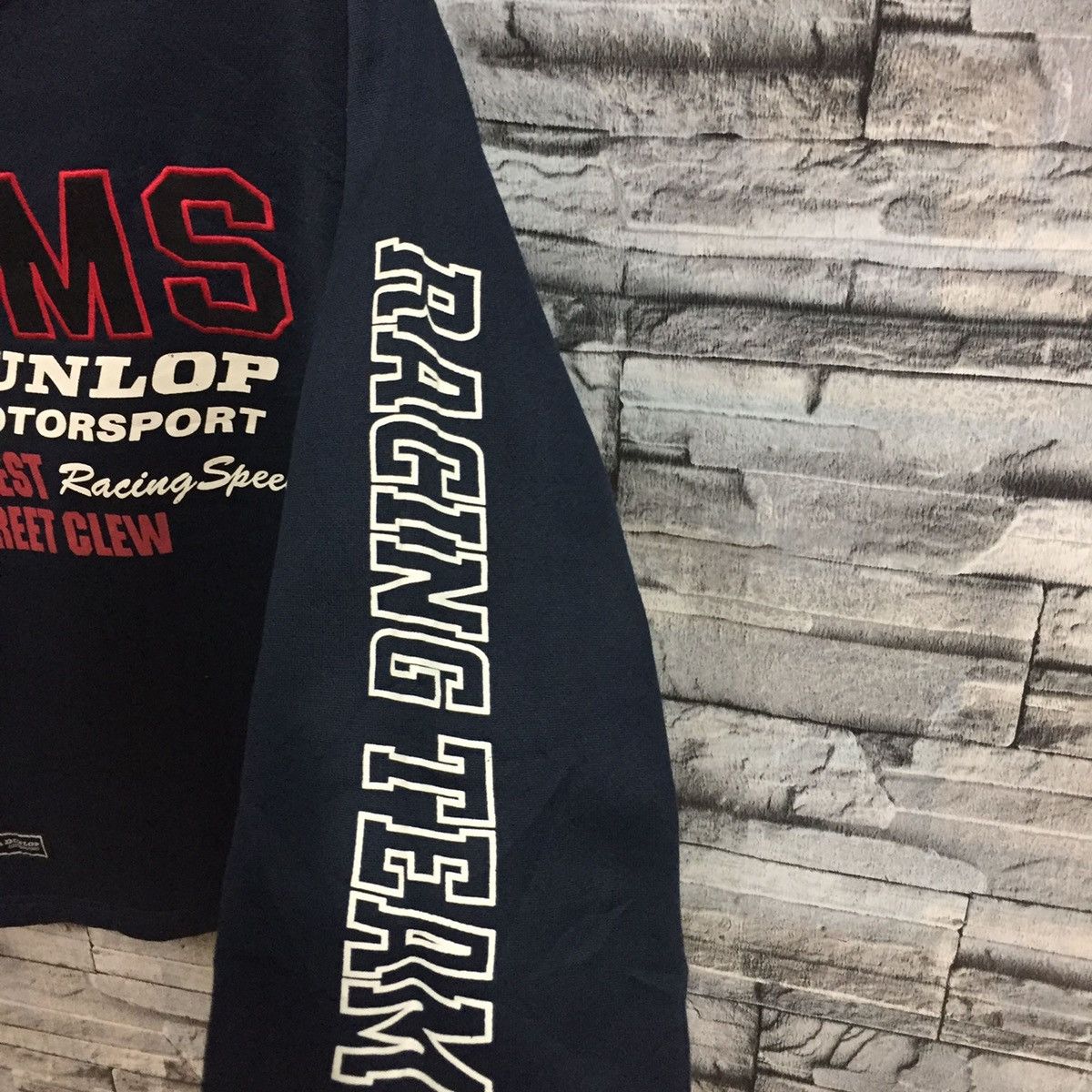 Dunlop Vintage Dunlop sweatshirt embroidered size 150 fit S Size US S / EU 44-46 / 1 - 8 Thumbnail